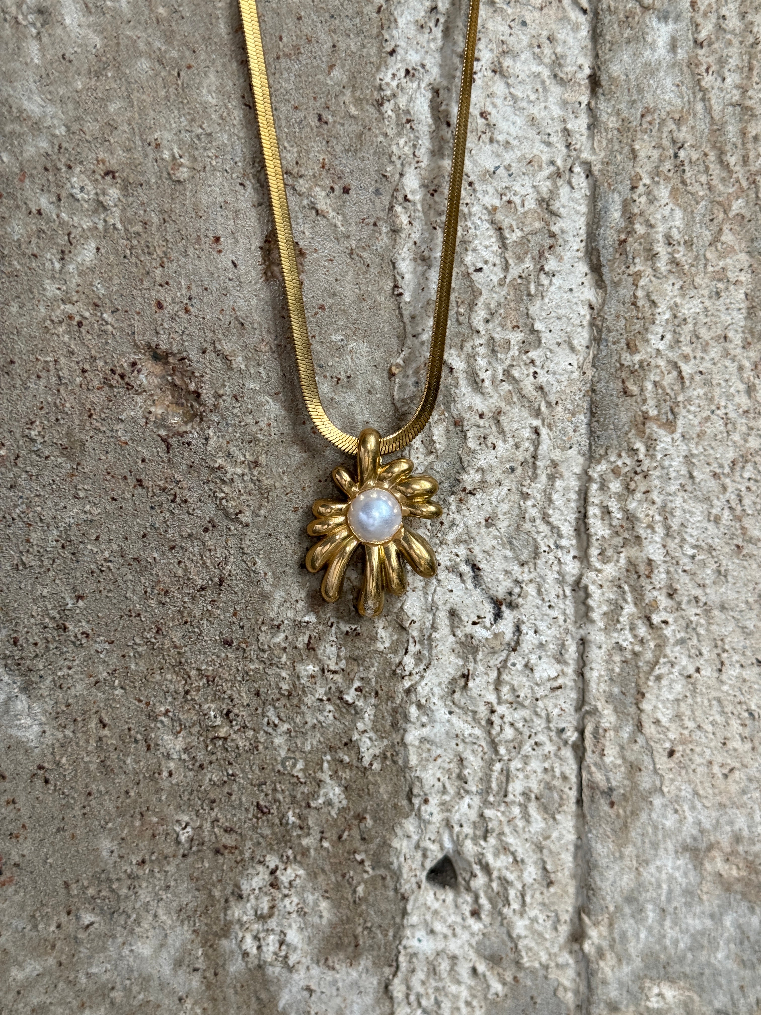 Beryl necklace