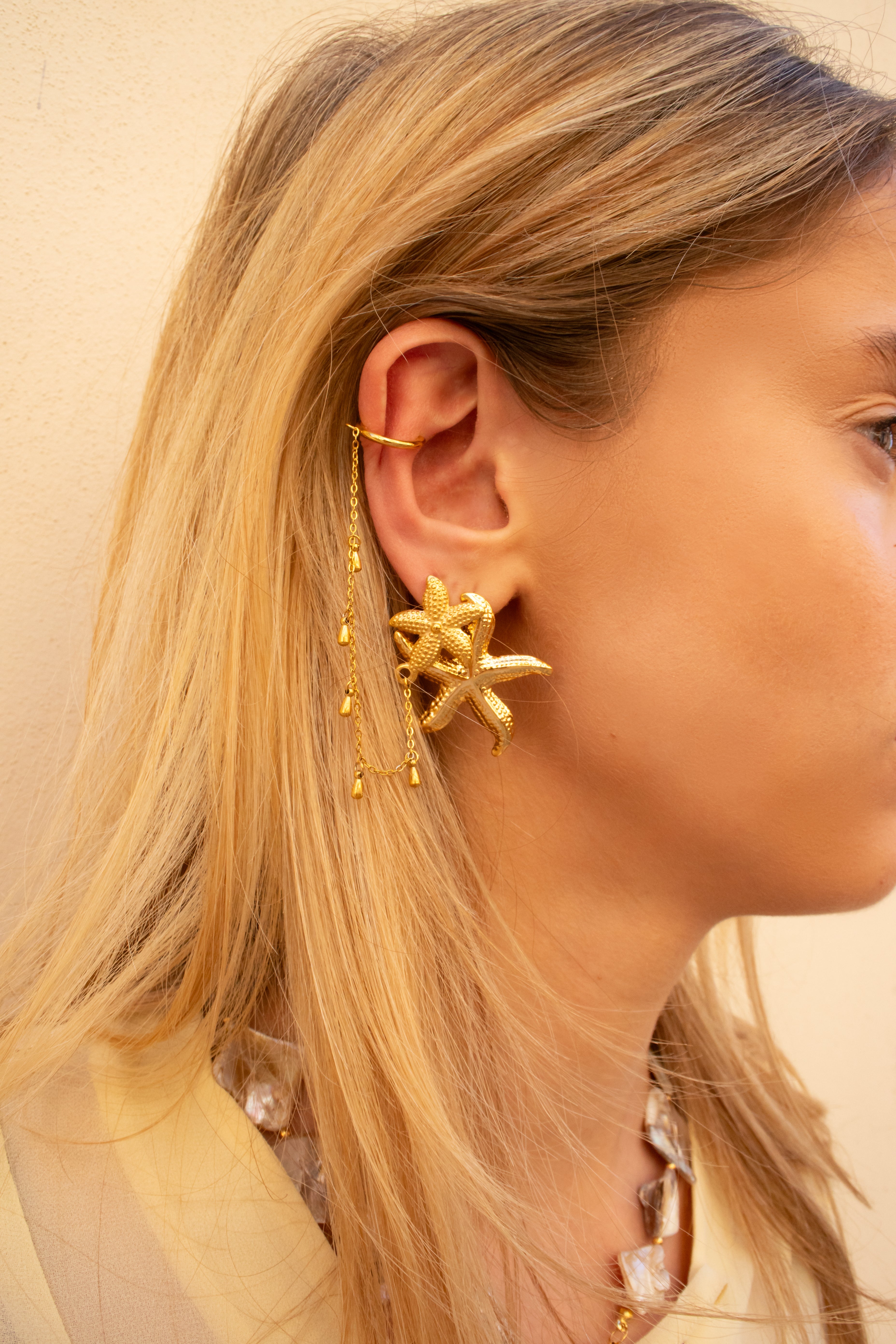 Vela ear cuff