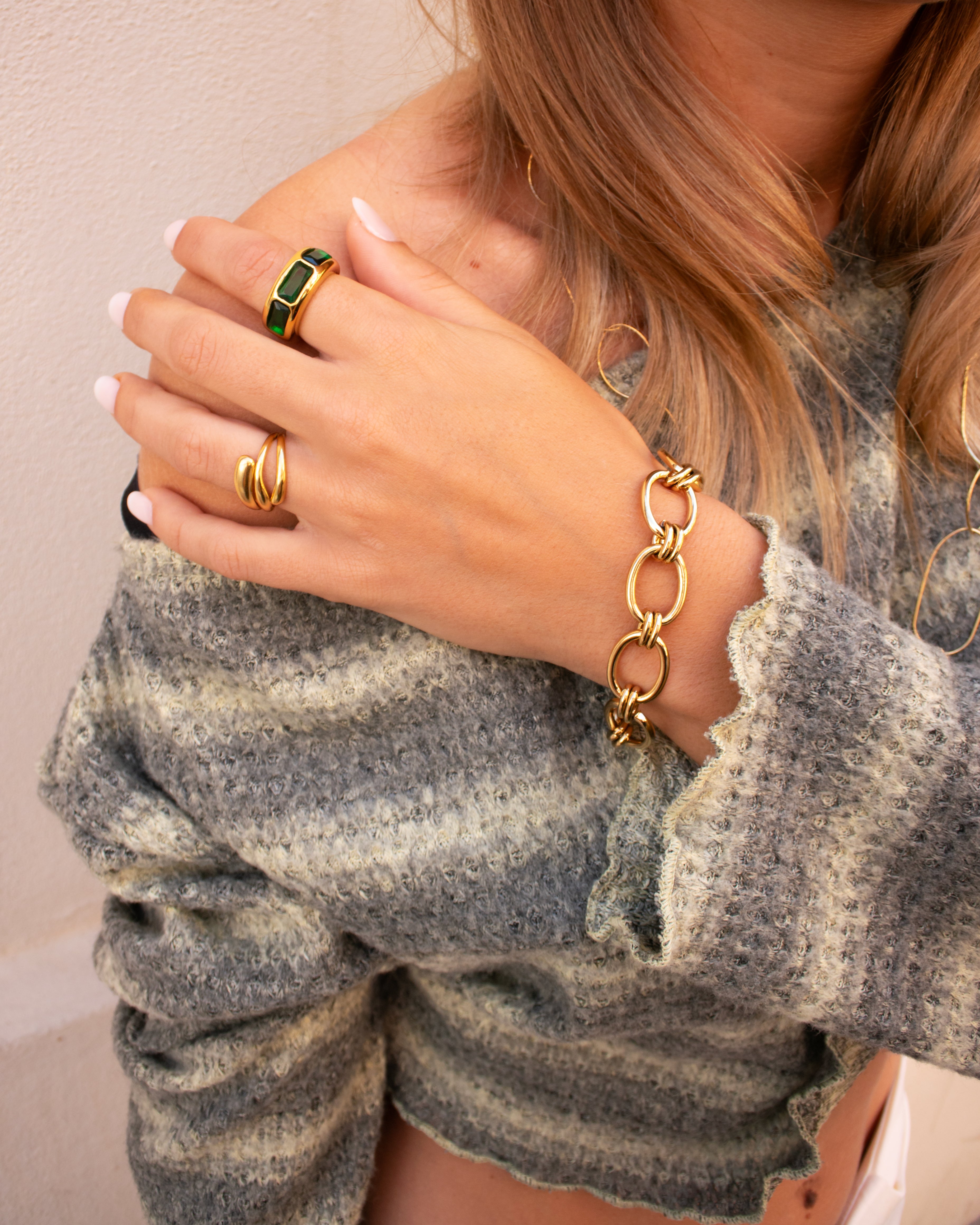 Cosmo ring