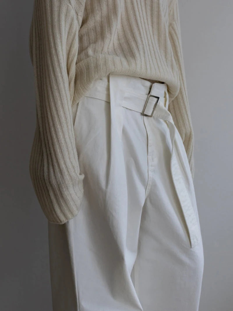 Wide belt pants