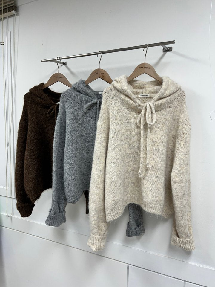Knitted hoodie