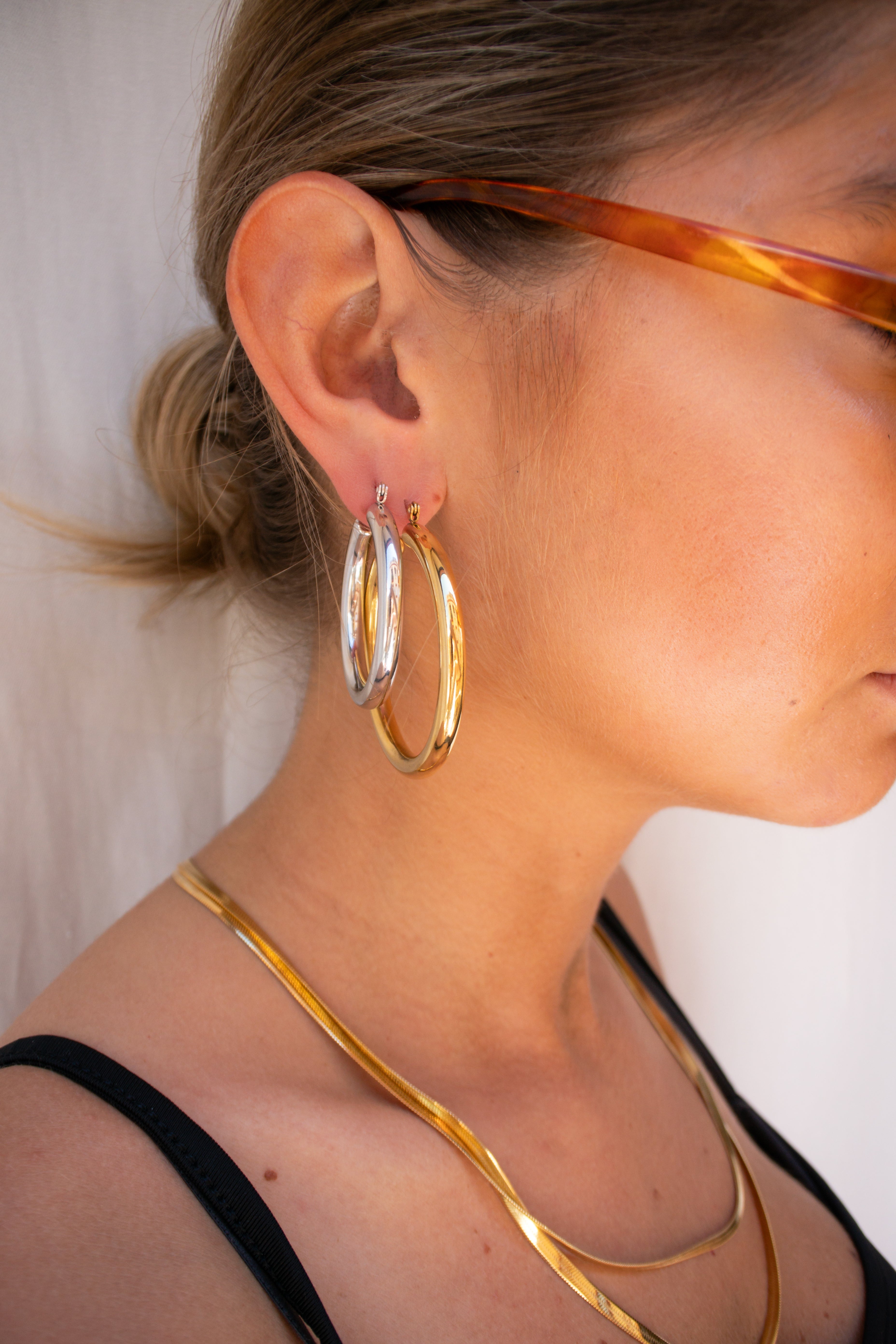 Hoops