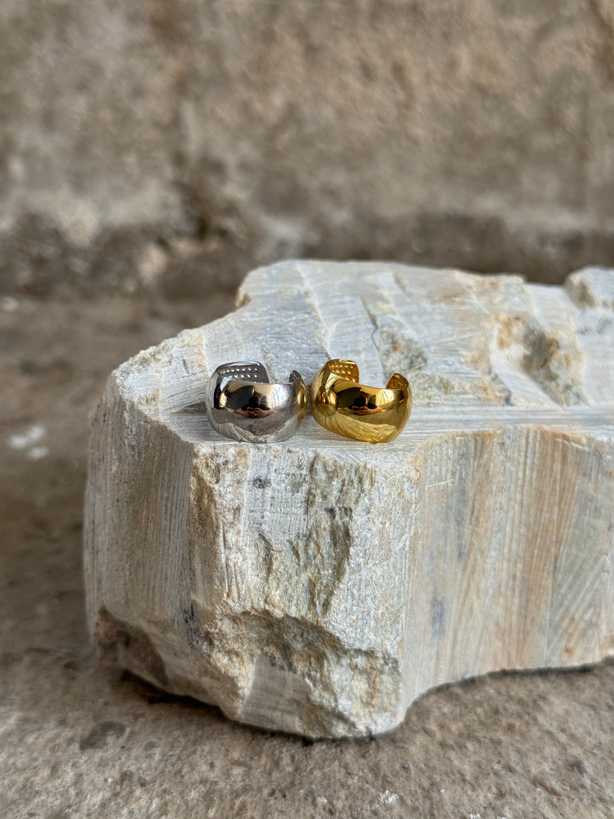 Sariah ear cuff