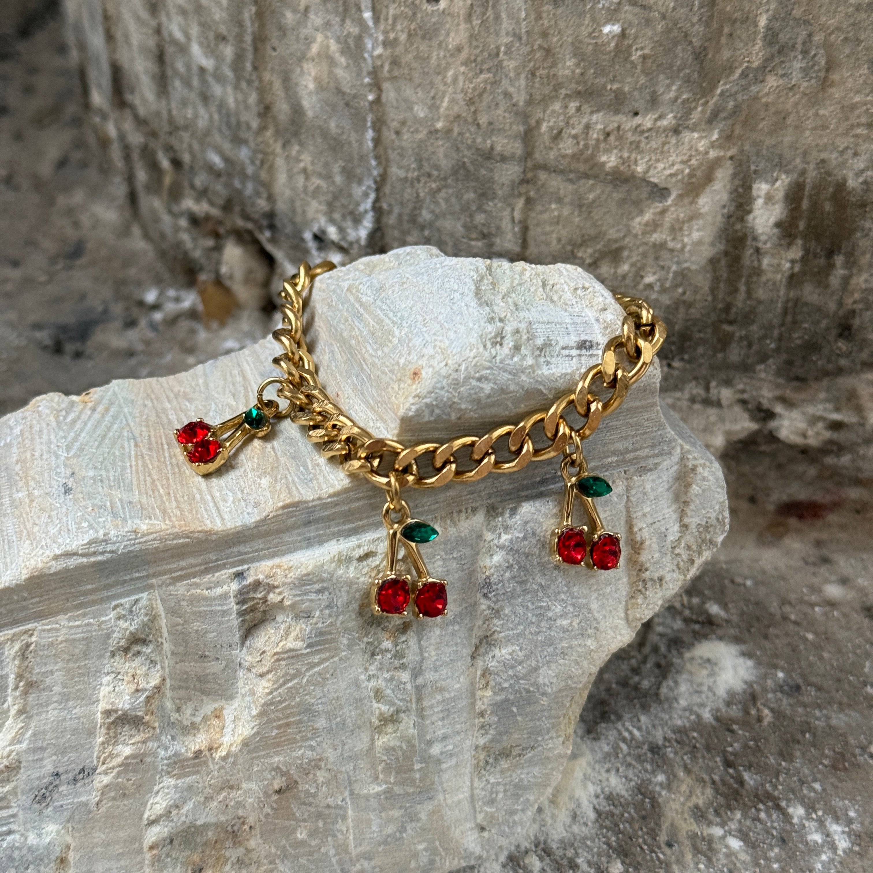 Shery bracelet