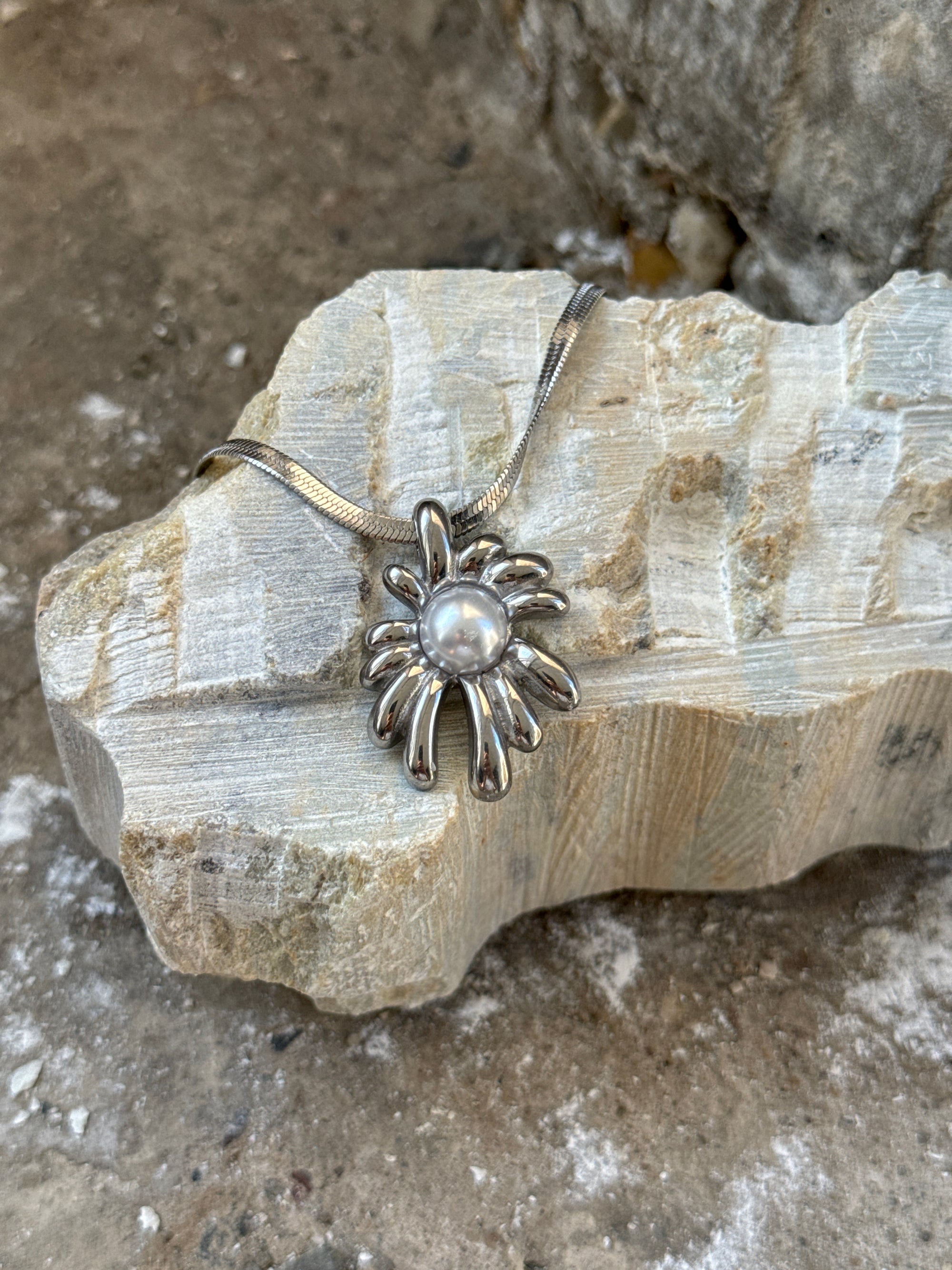 Beryl necklace