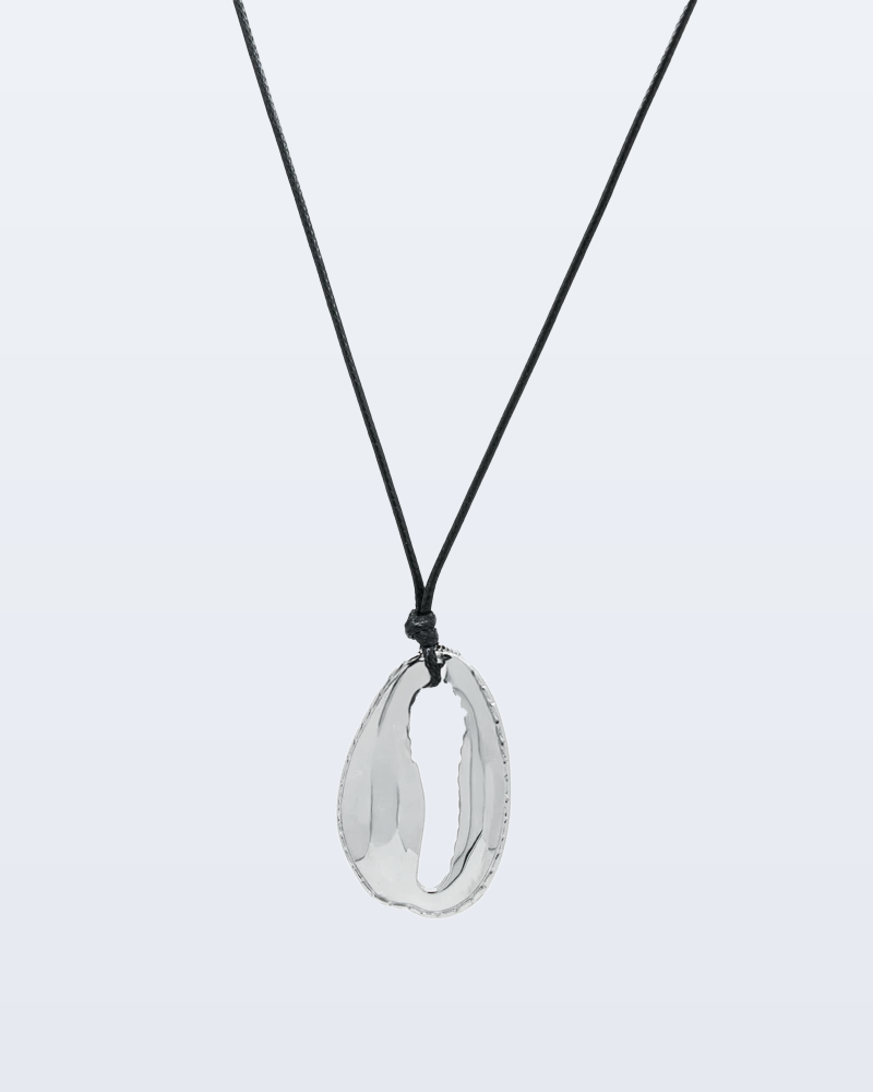 Shelly necklace