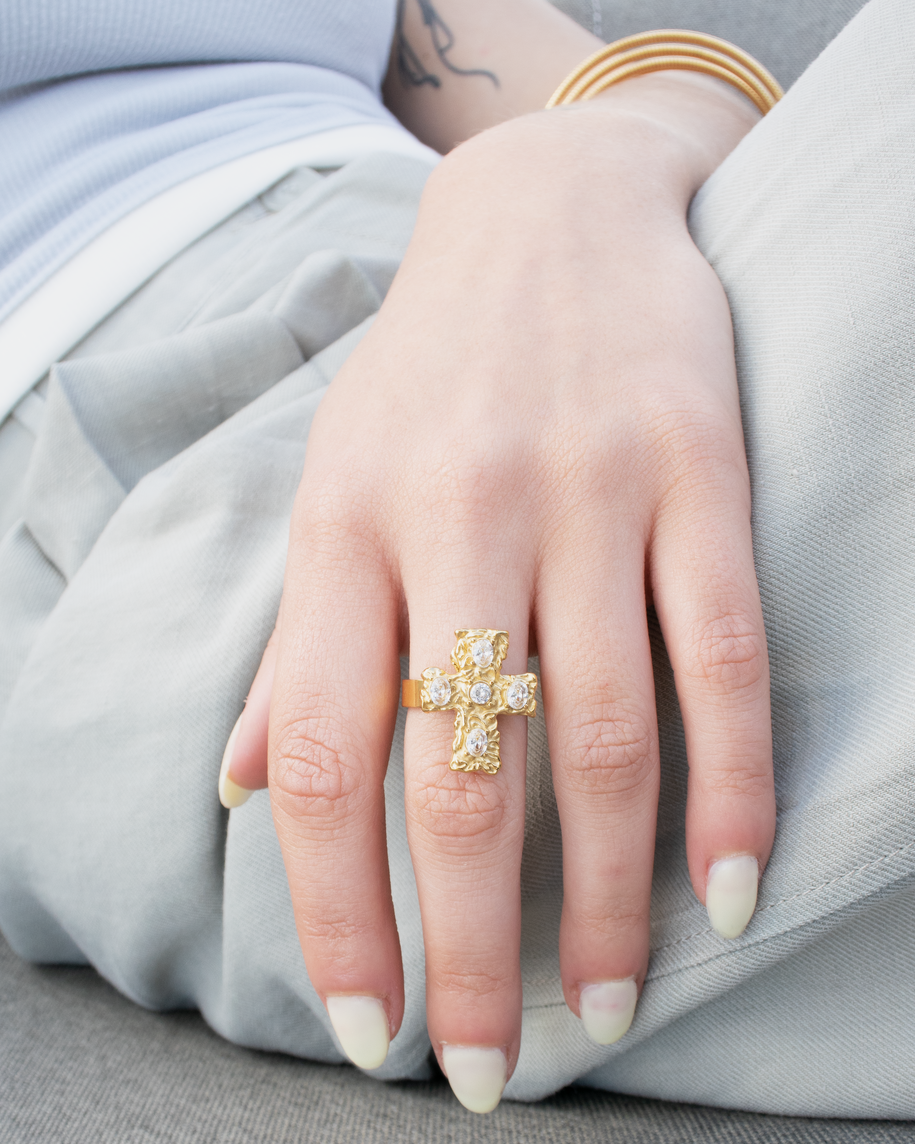 Cross ring