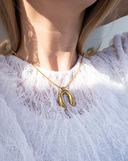 Kyra necklace