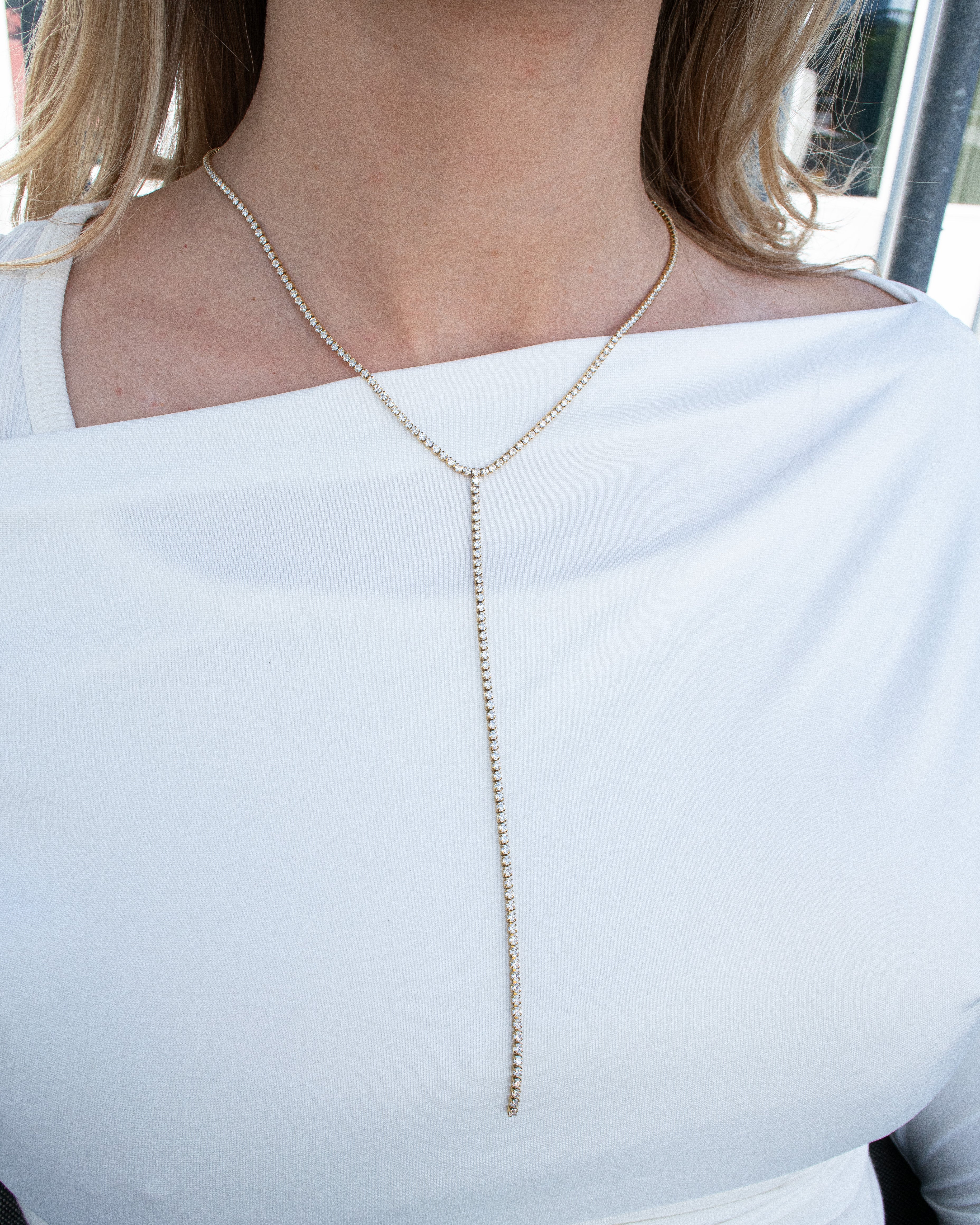 Alara necklace
