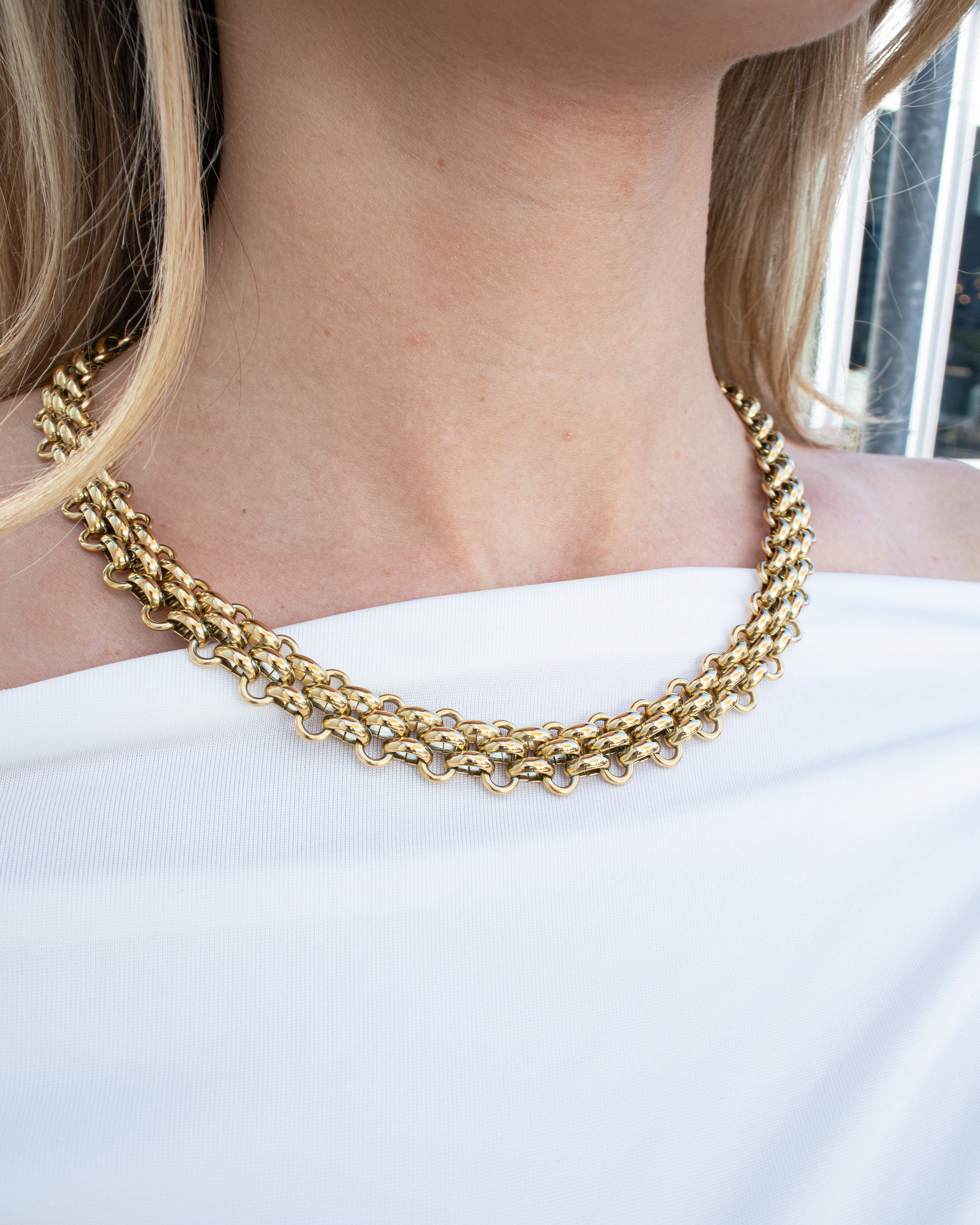 Ruth necklace