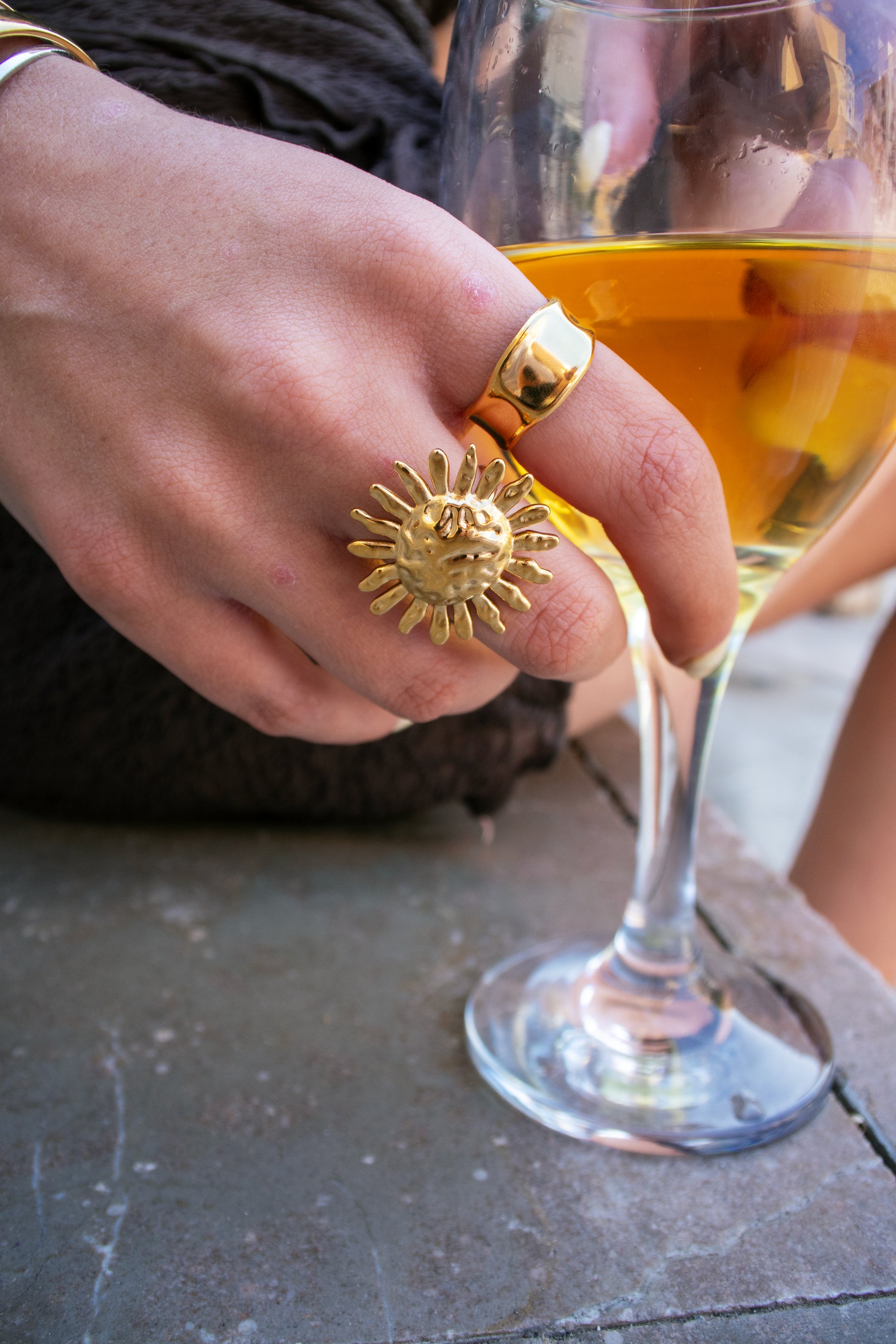 Mojya ring