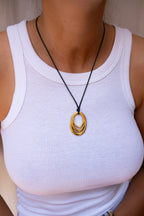 Loop necklace