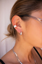 Basic B earrings