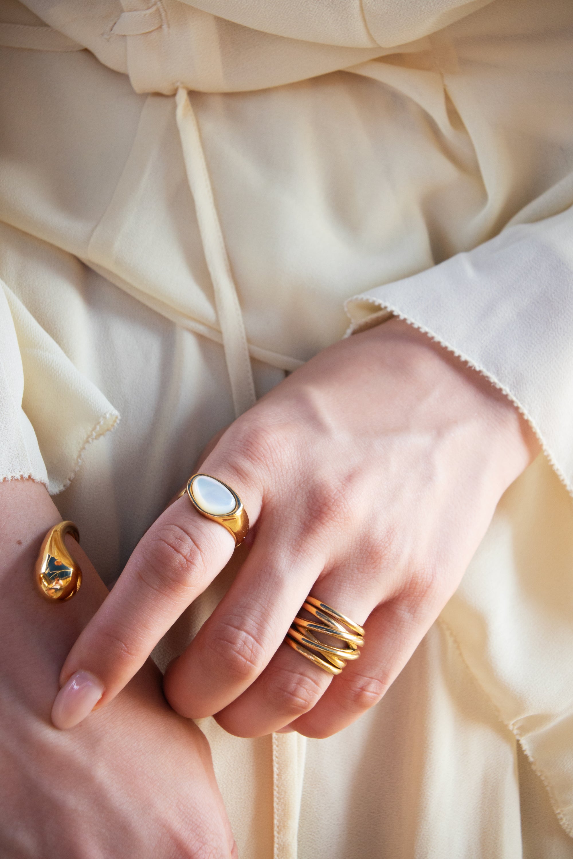 Amadora ring