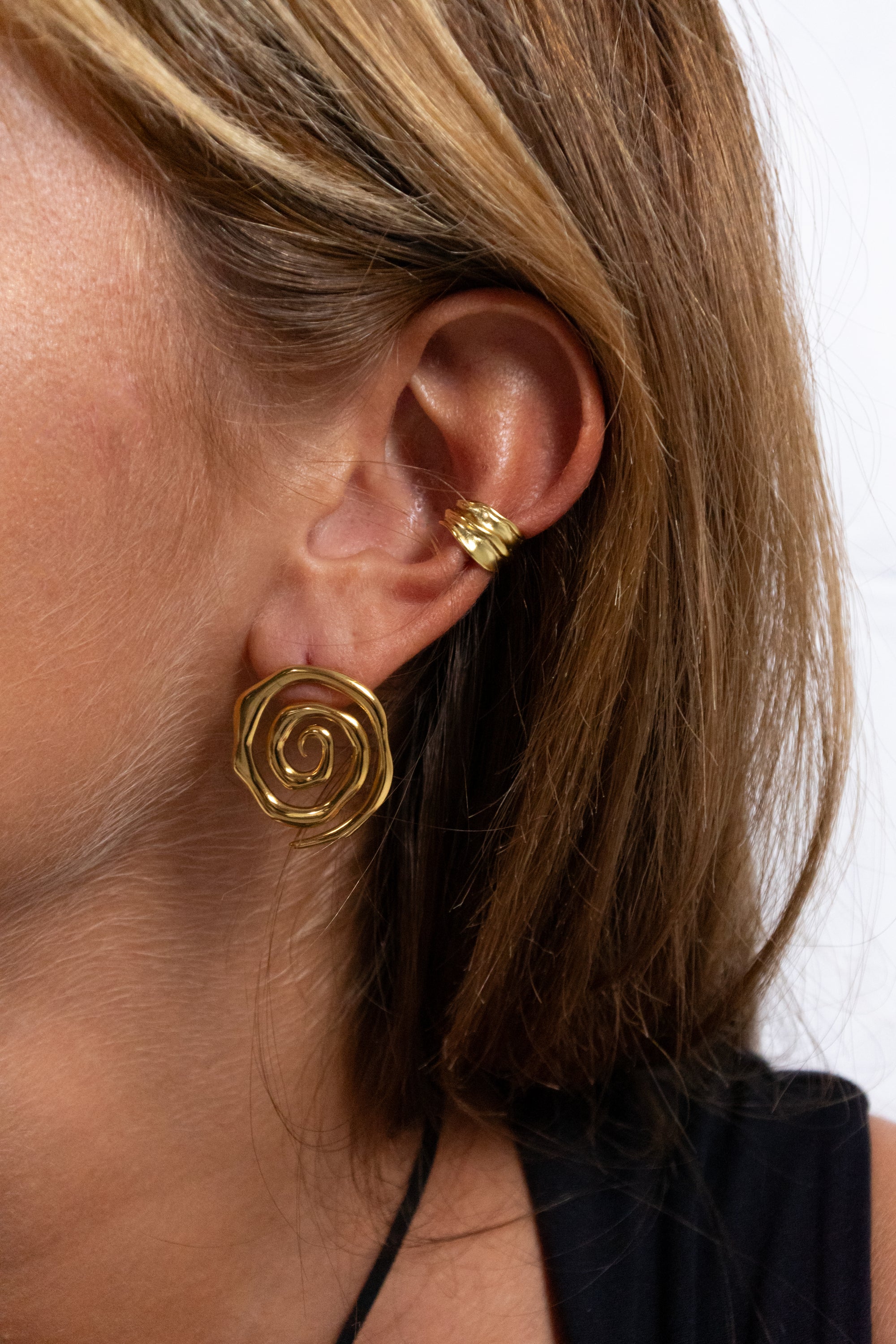 Clip Kim sur la boucle d'oreille