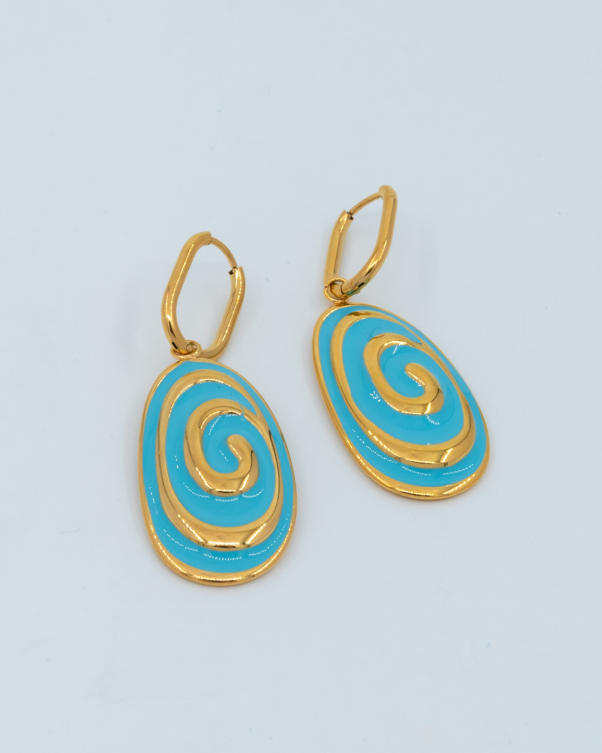 Échantillons de boucles d'oreilles