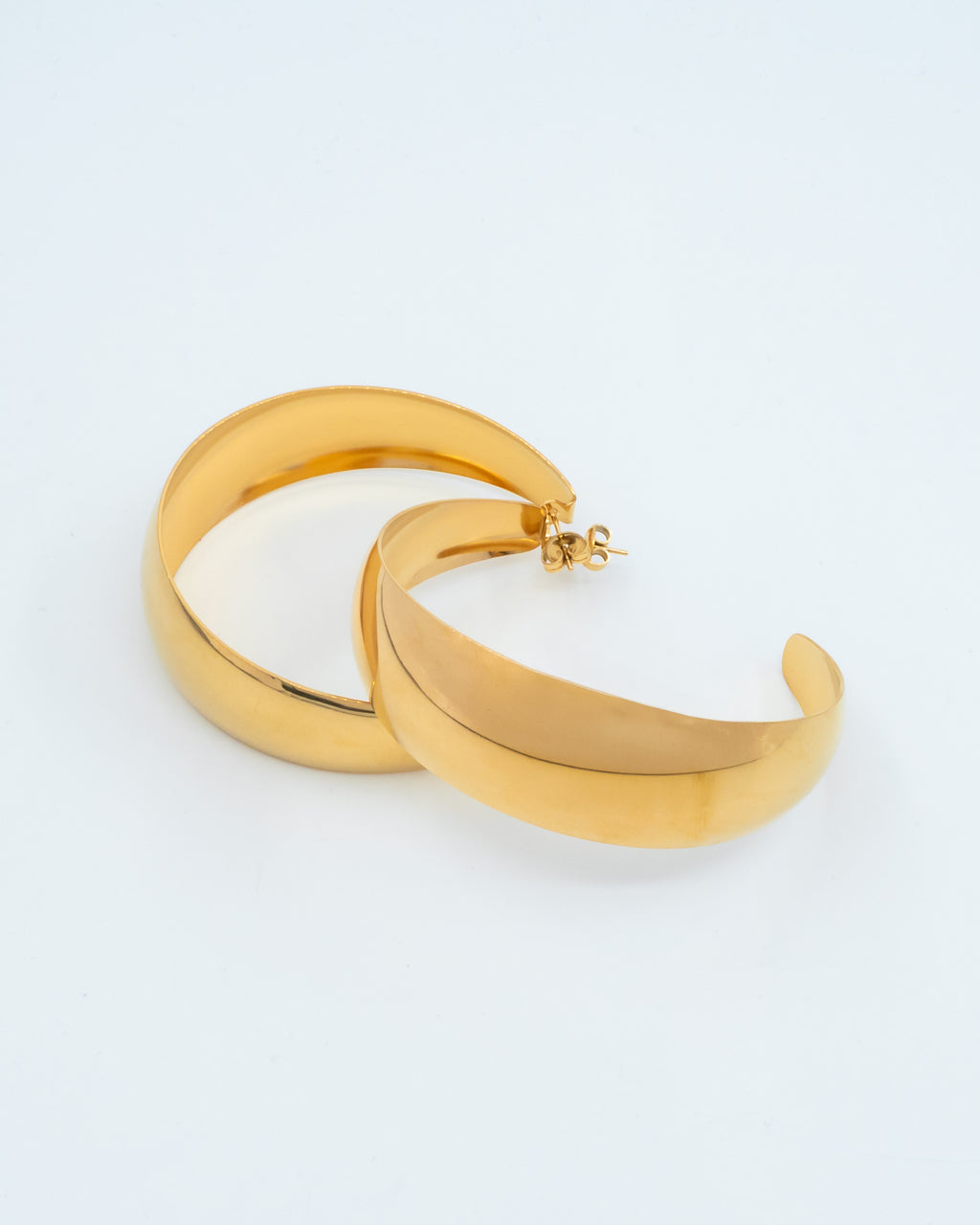 Boucles d'oreilles de gros cerceau