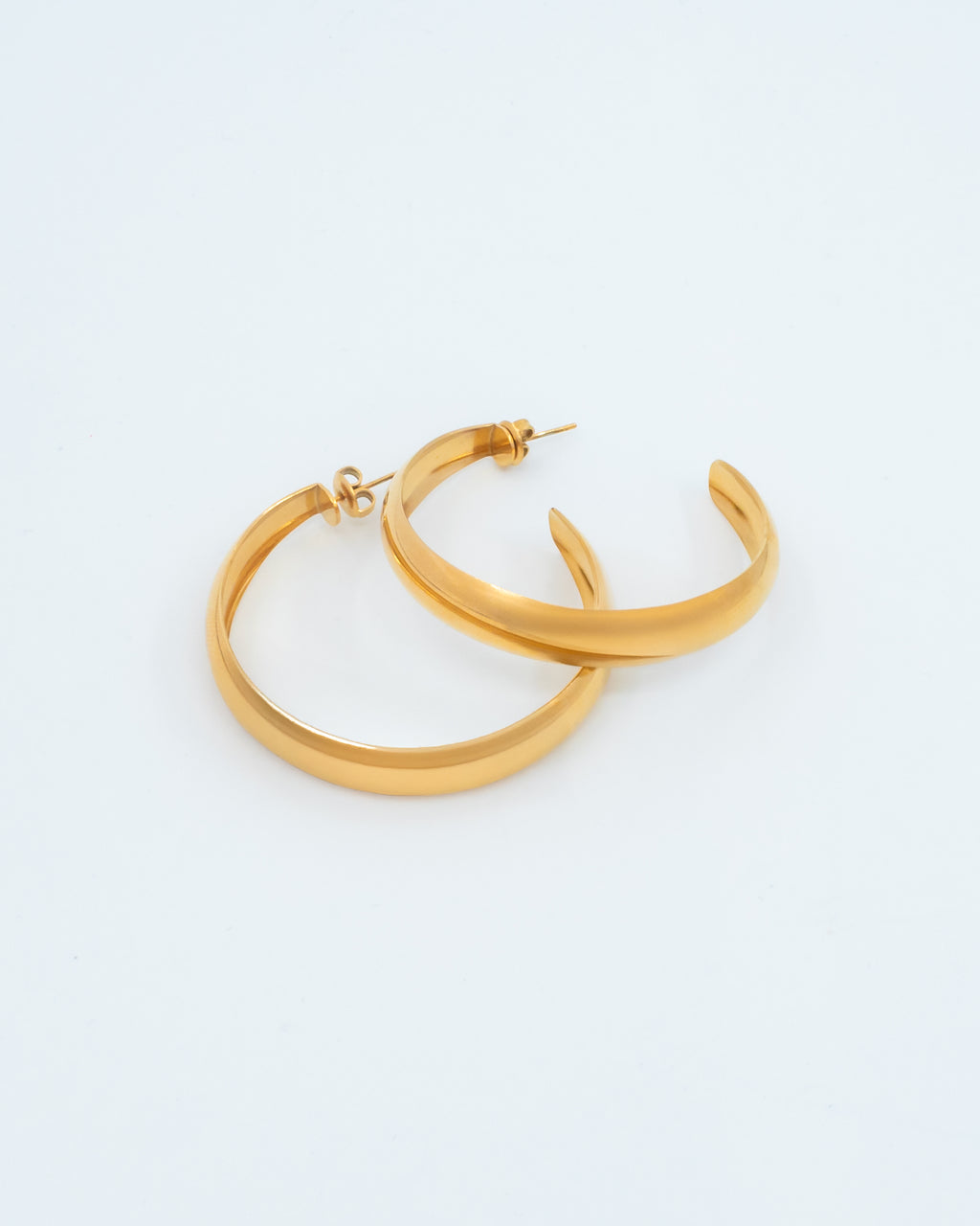 Boucles d'oreilles de gros cerceau