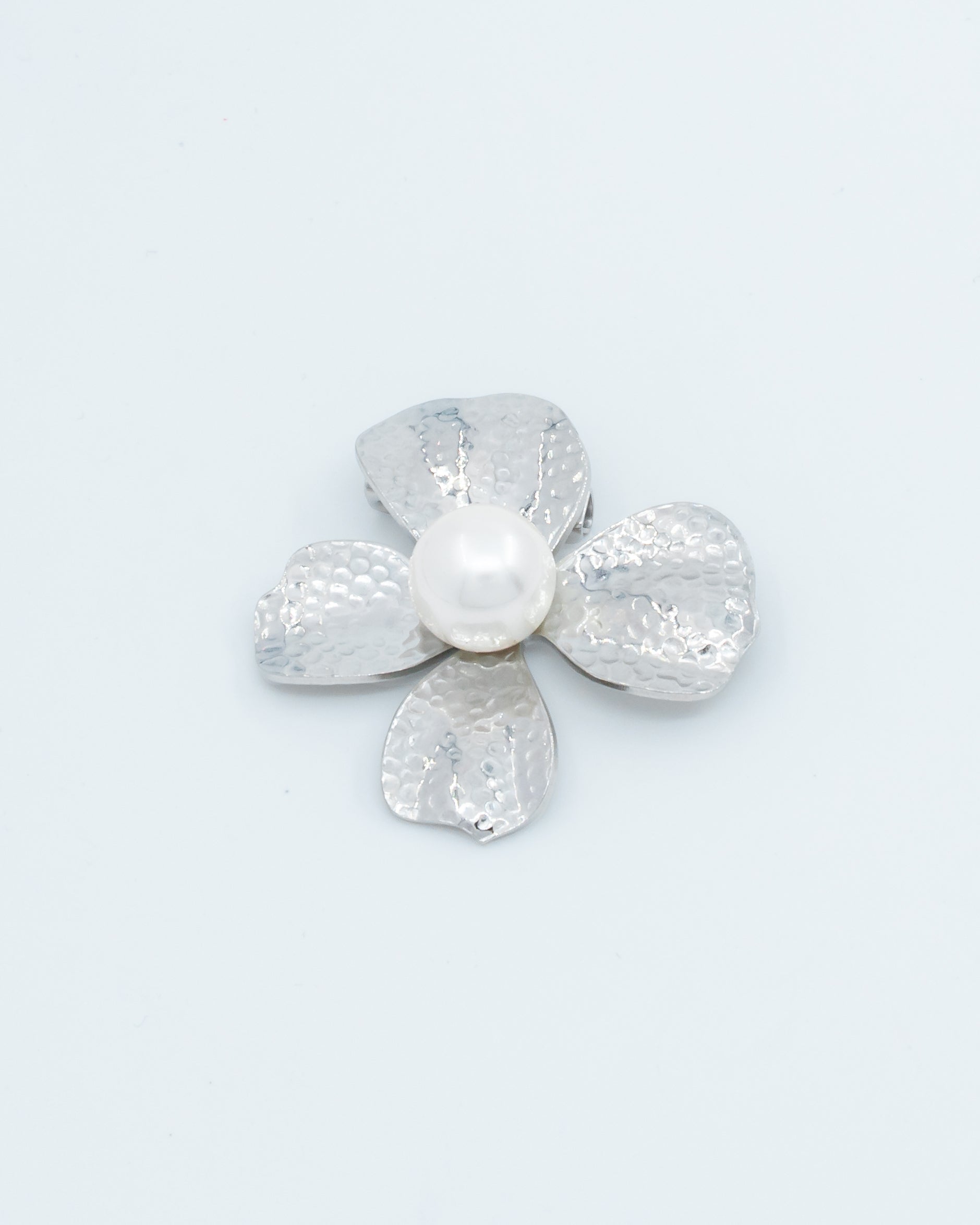 Aralia broche