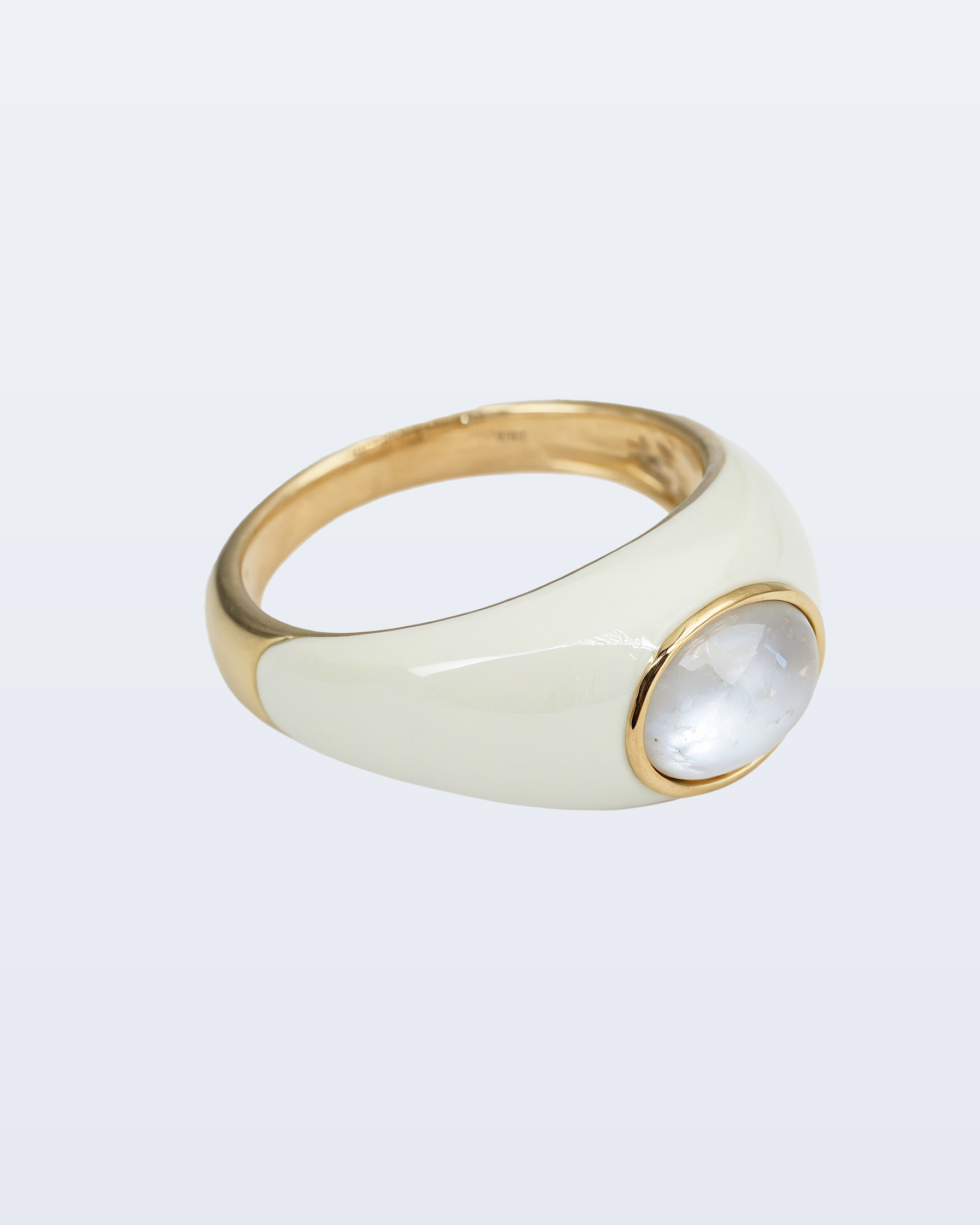 Loua ring