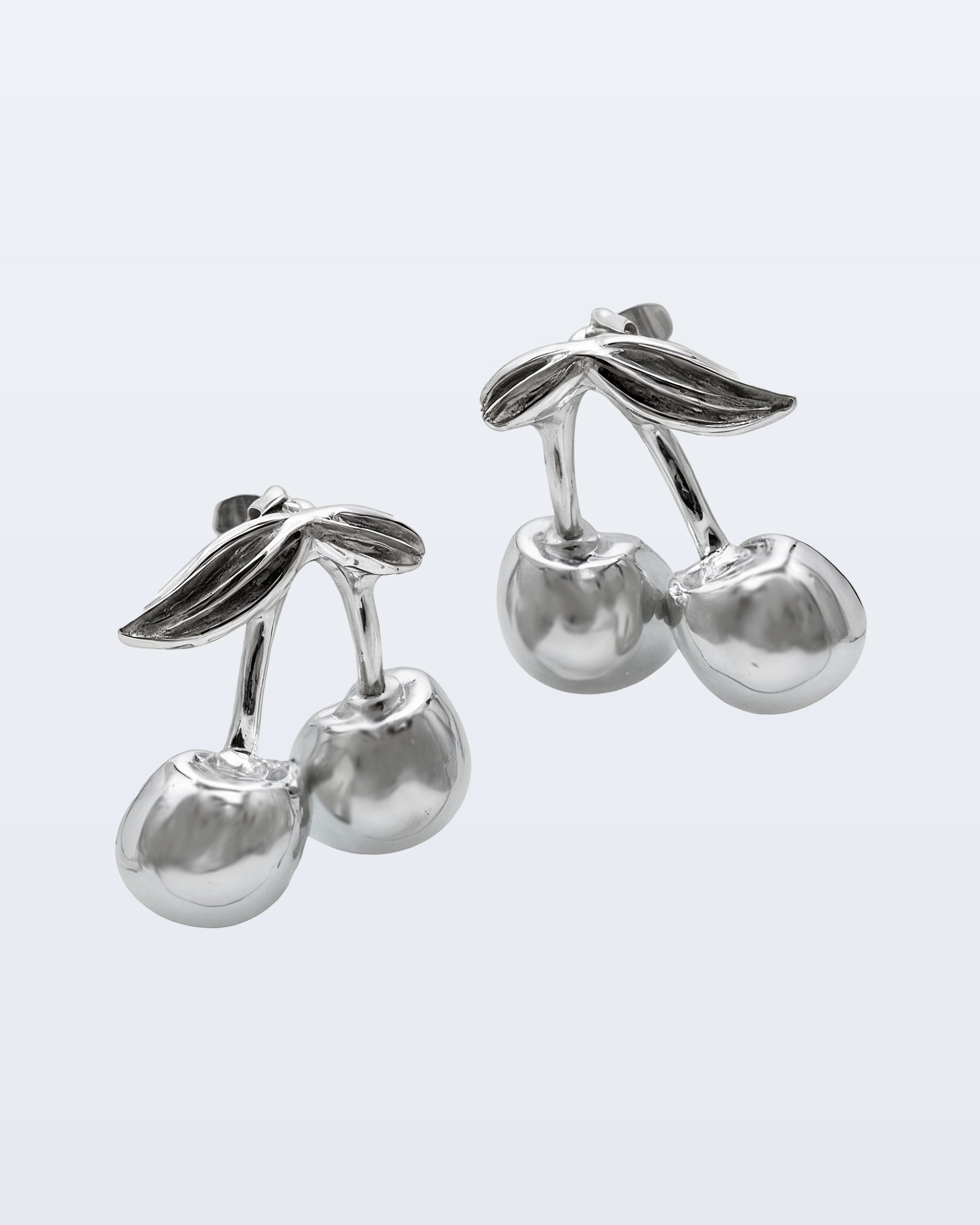 Puck earrings