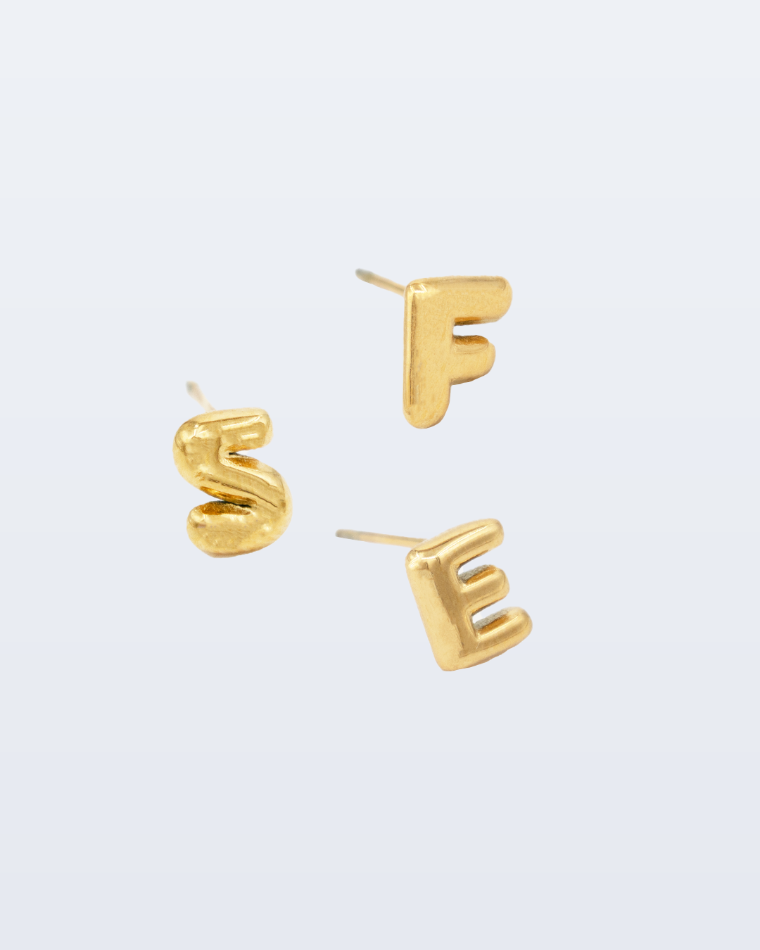 Boucles d'oreilles lettres