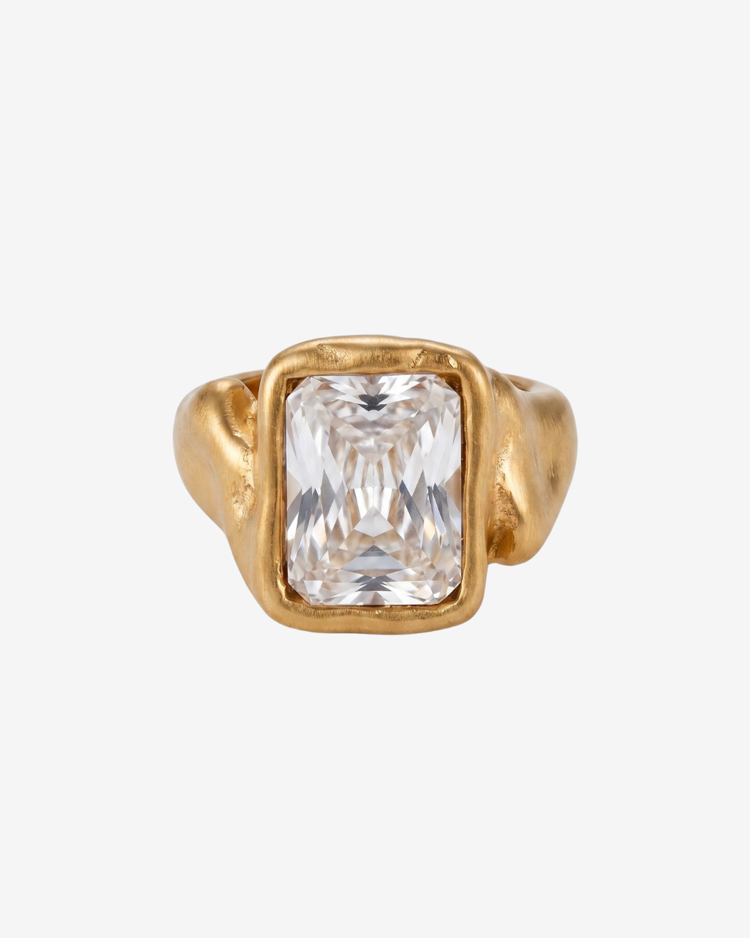 Nadia Ring