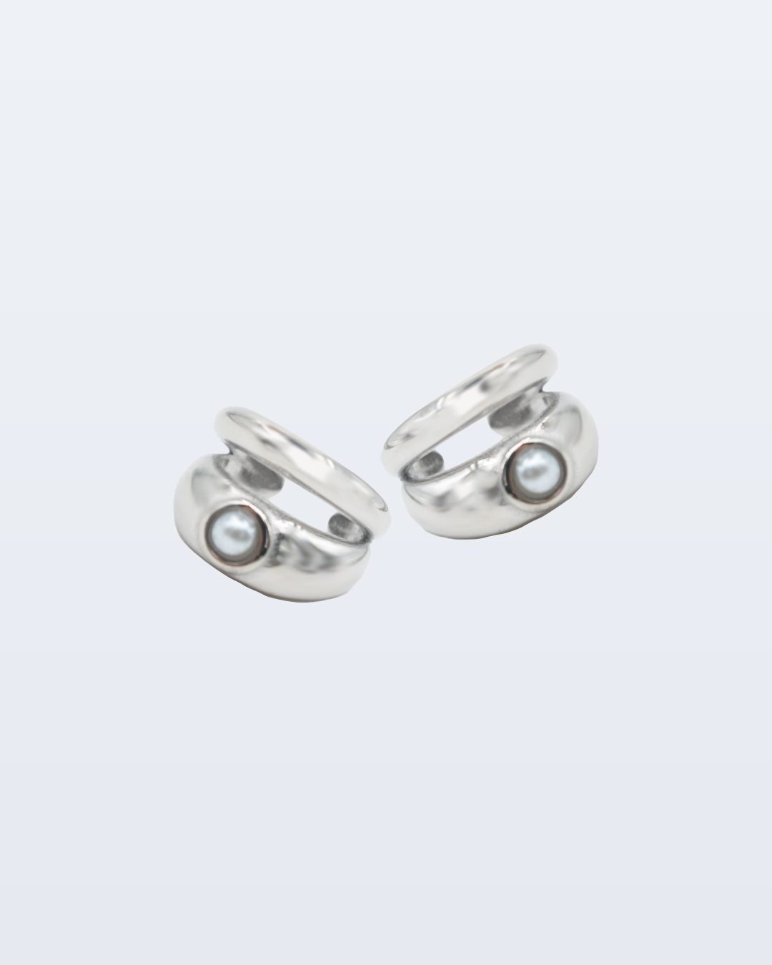 Quindici ear cuffs