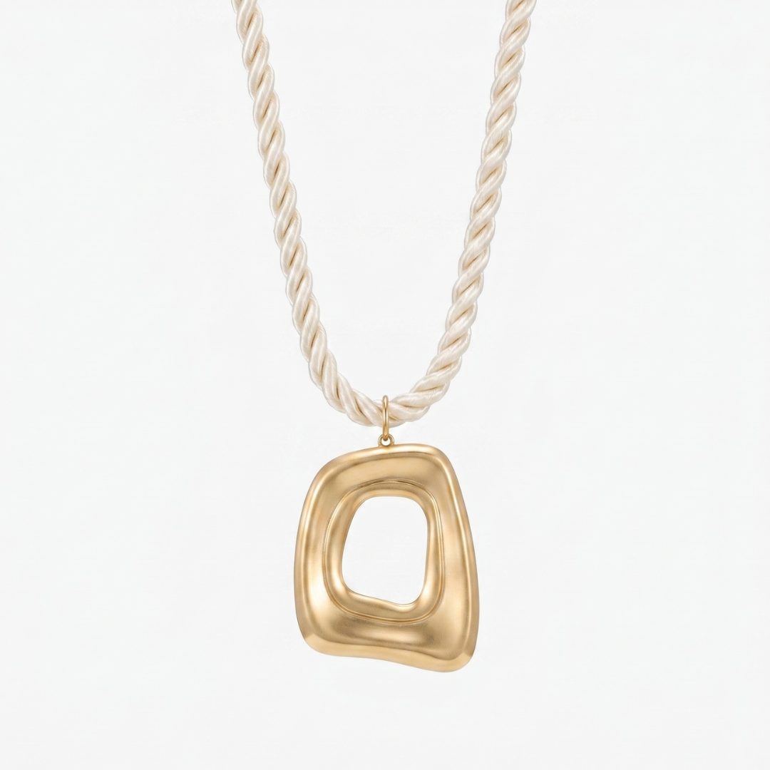 Cece necklace