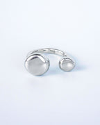 Adela ring