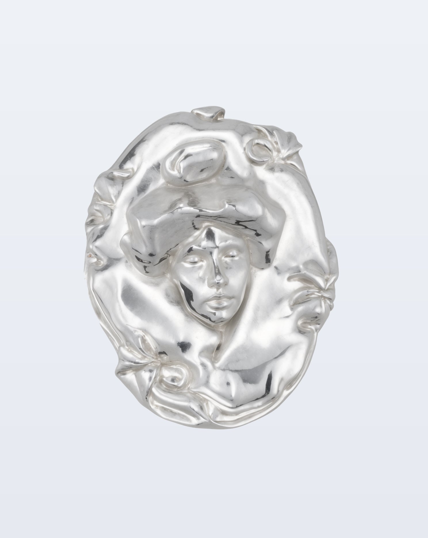 Afrodite brooch