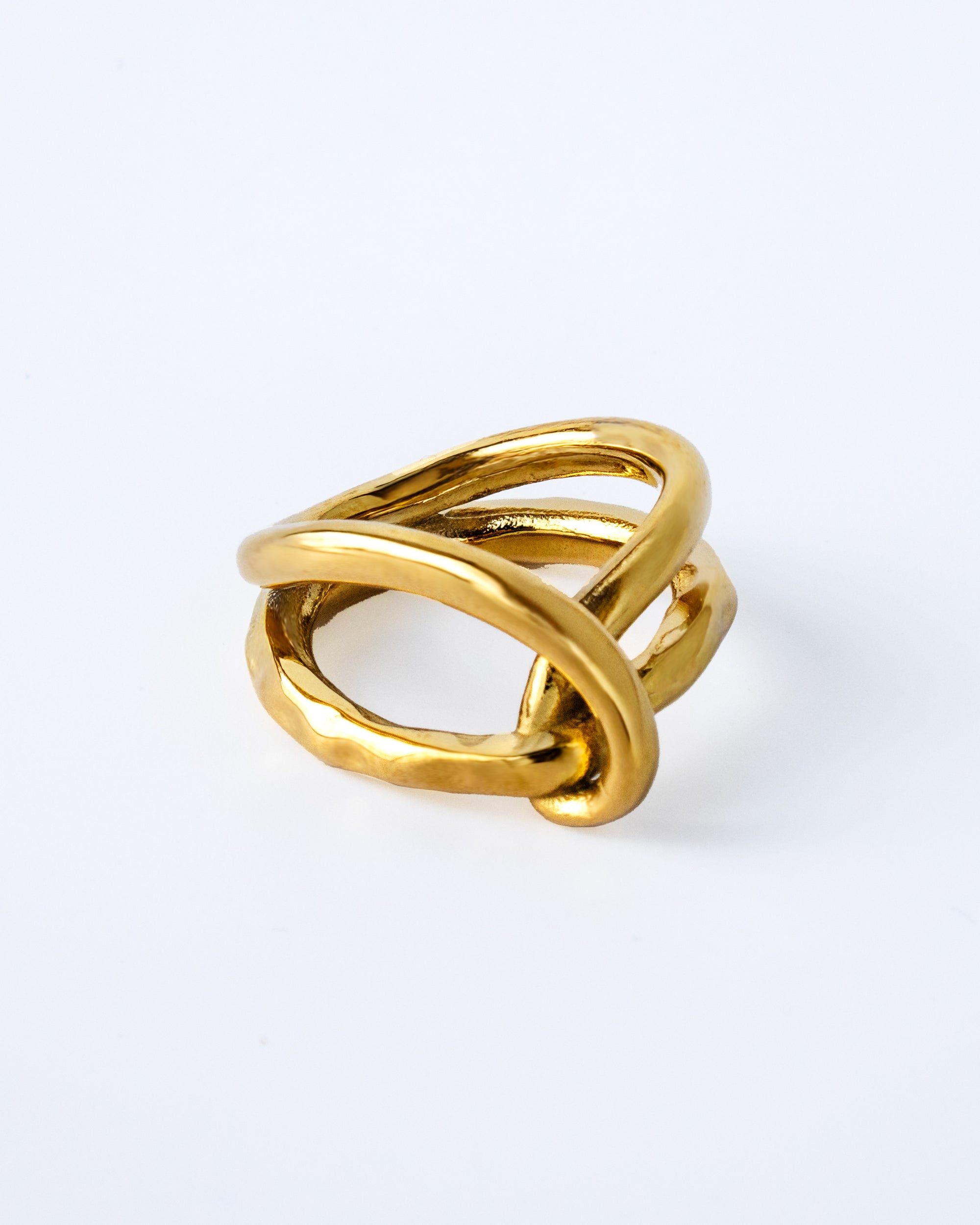 Carla ring