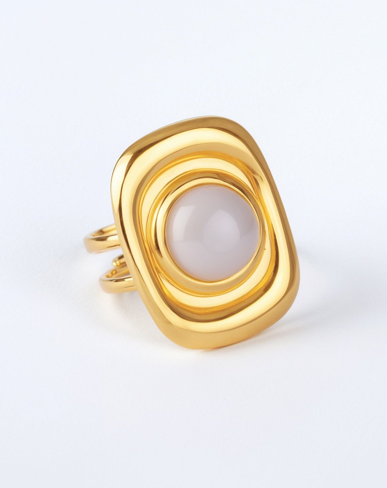 Claudia ring