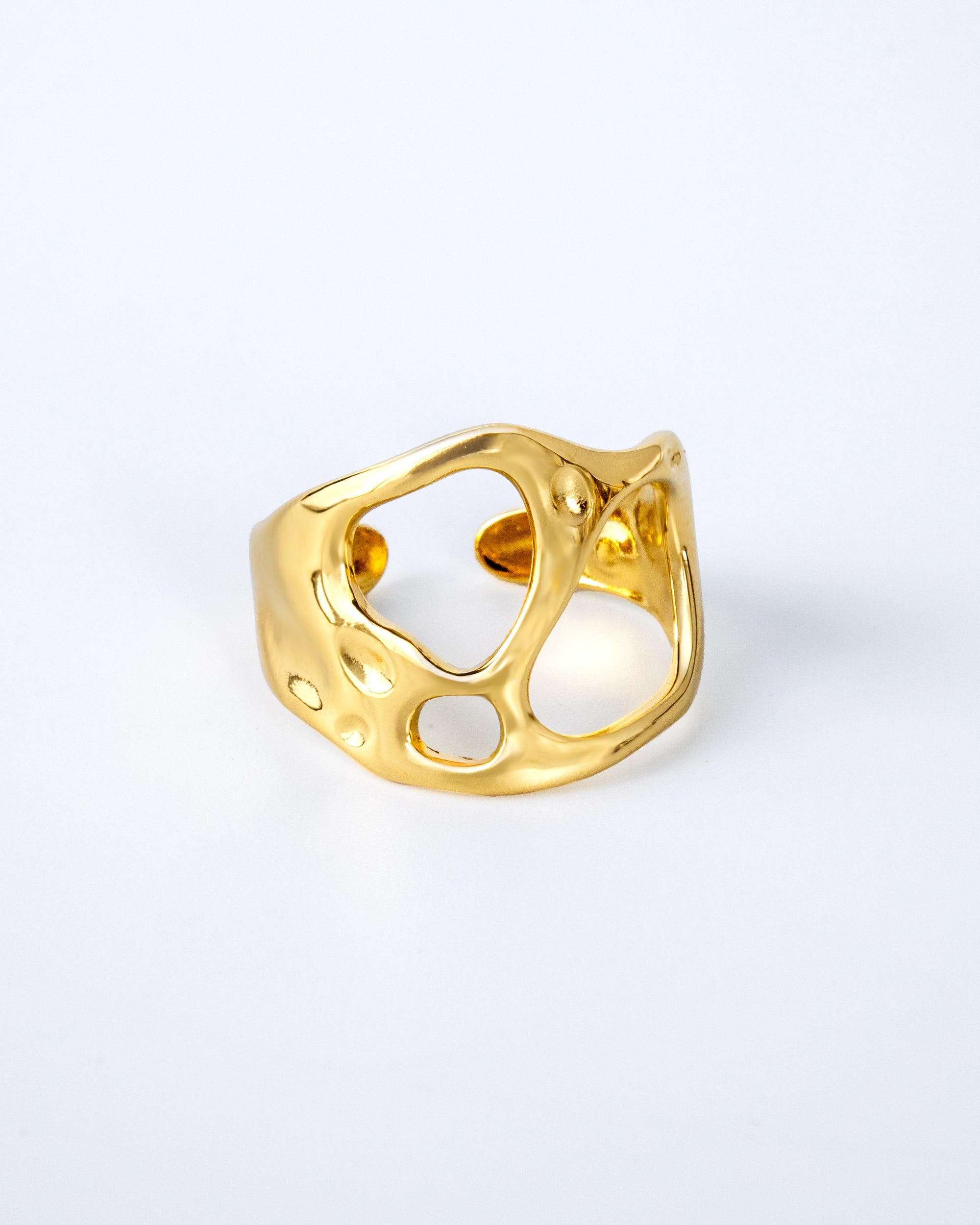 Elara ring