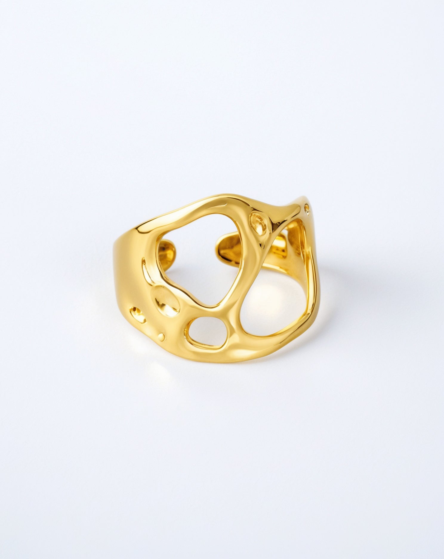 Elara ring