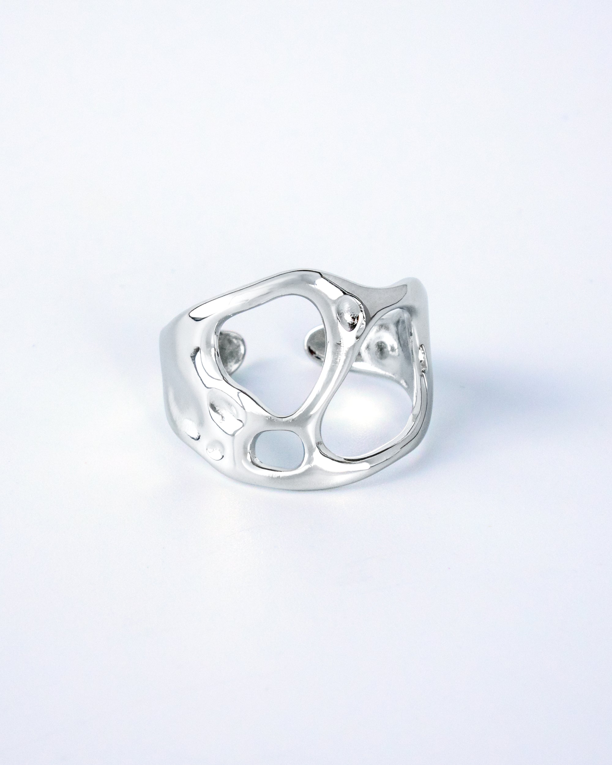 Elara ring