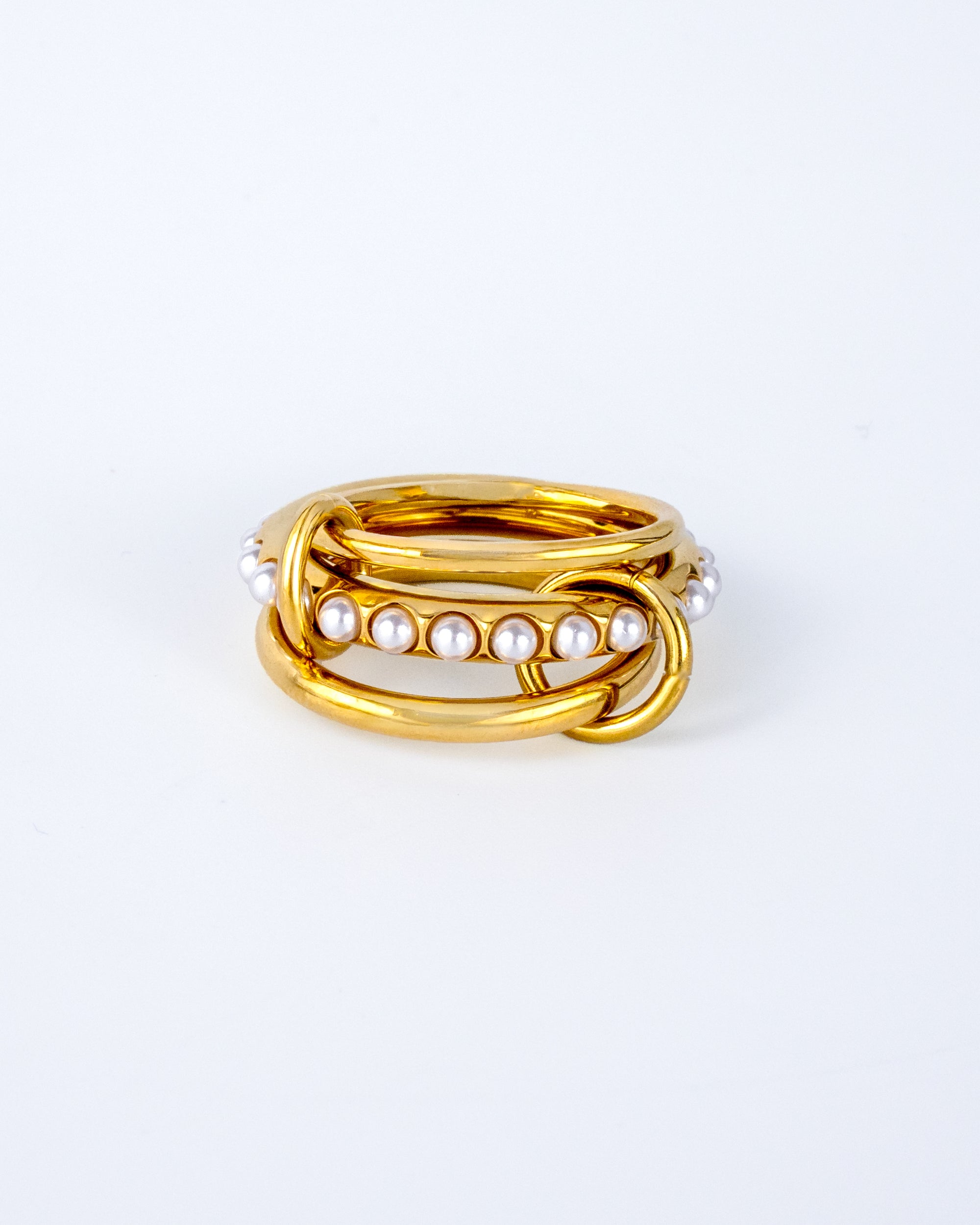 Emilia ring