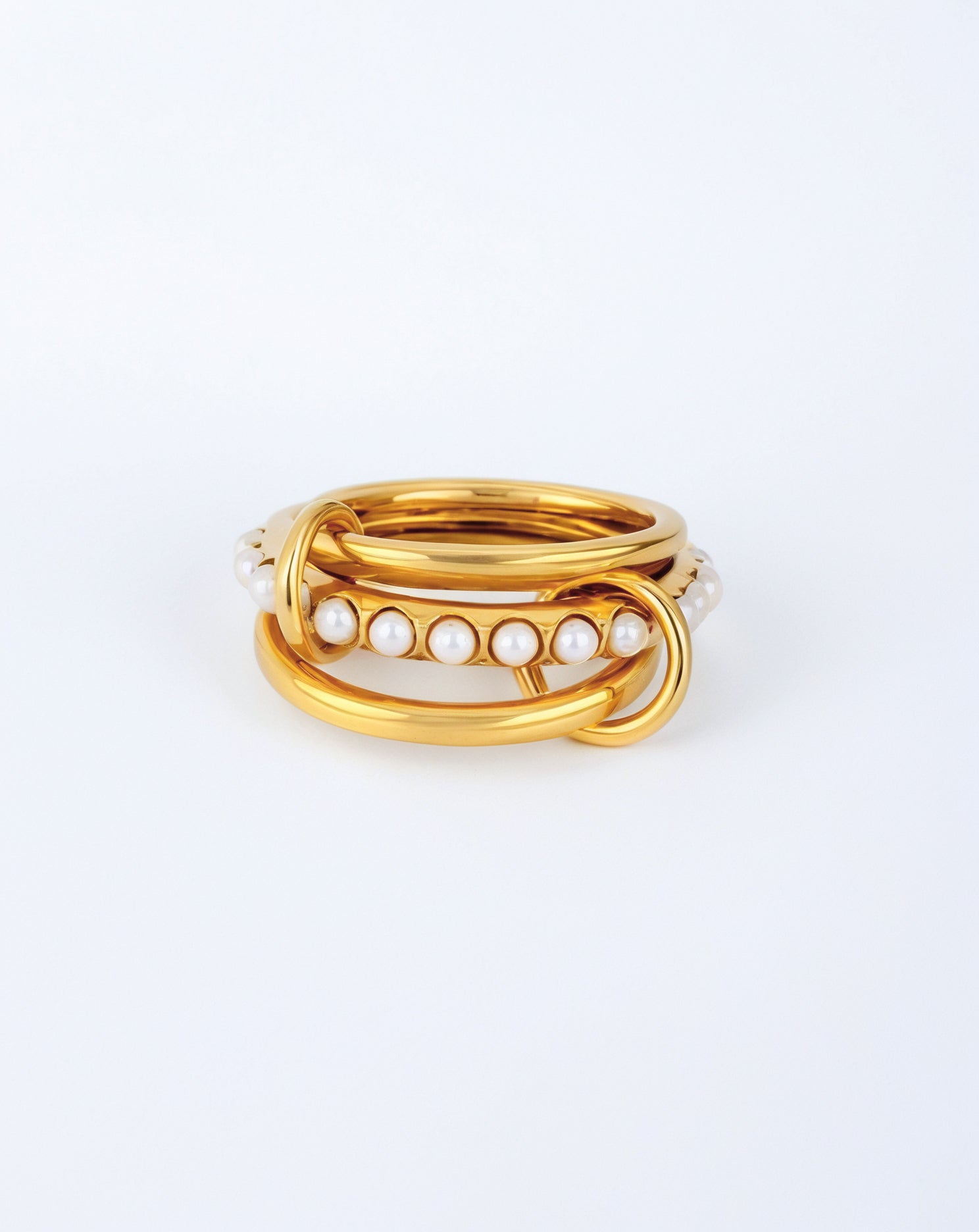 Emilia ring