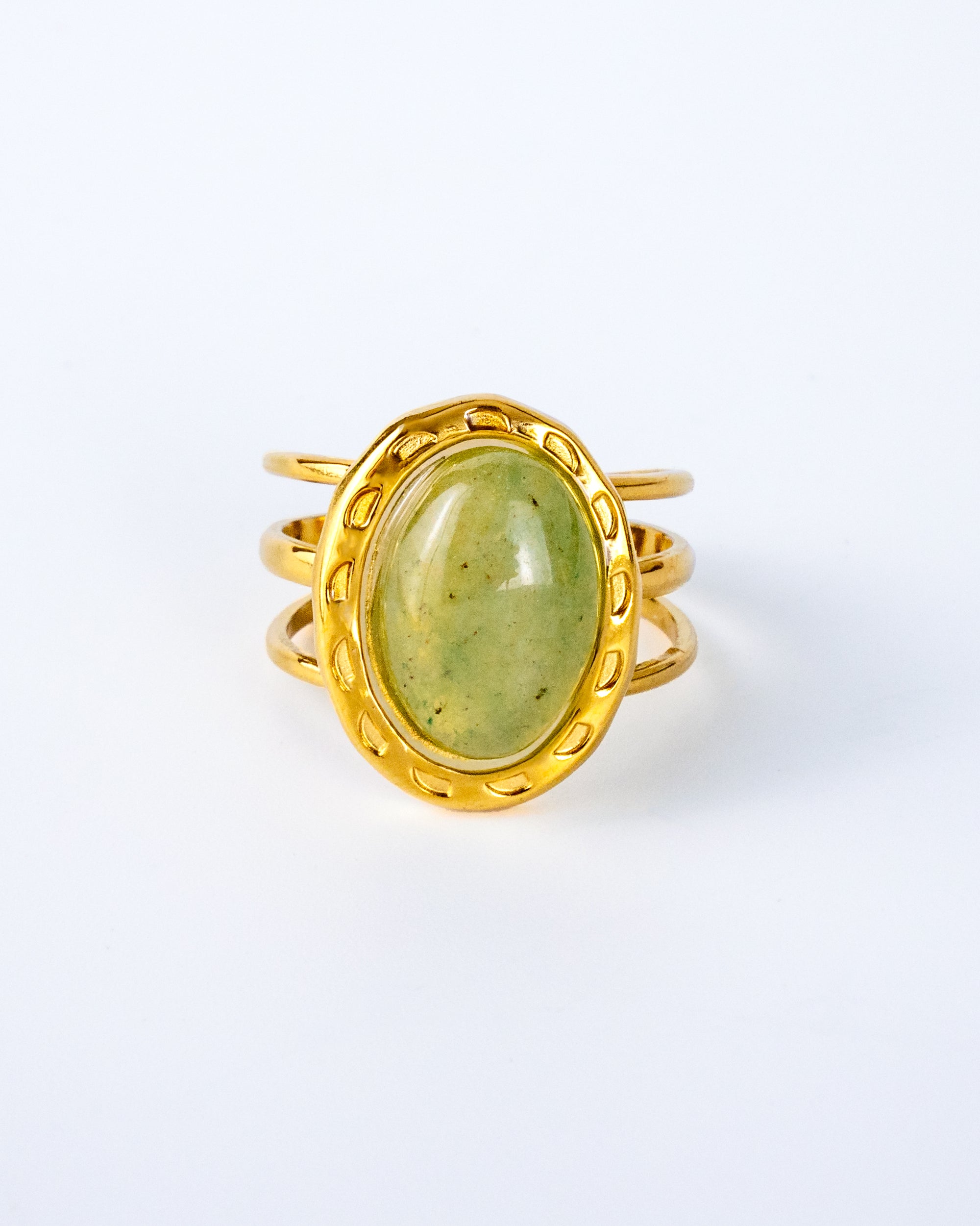 Fiora ring