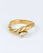 Hoela ring