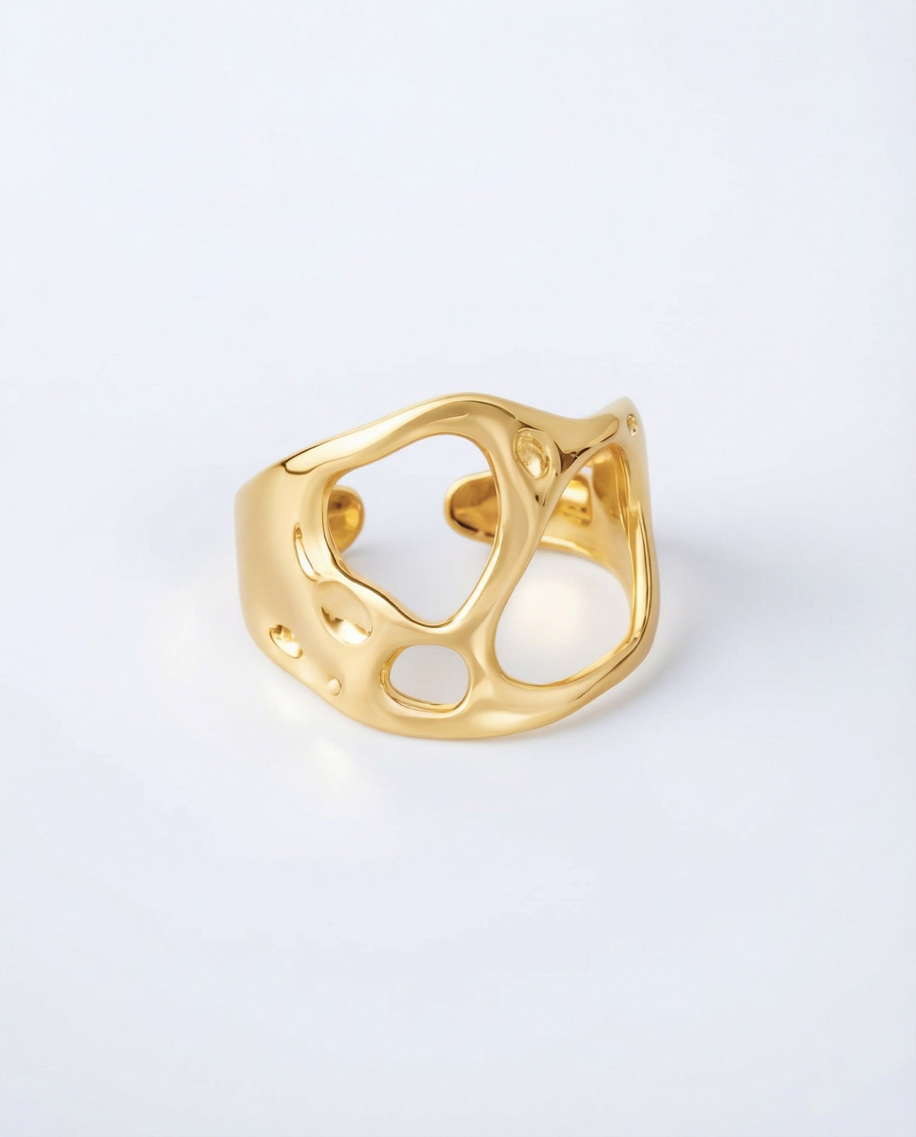 Elara ring