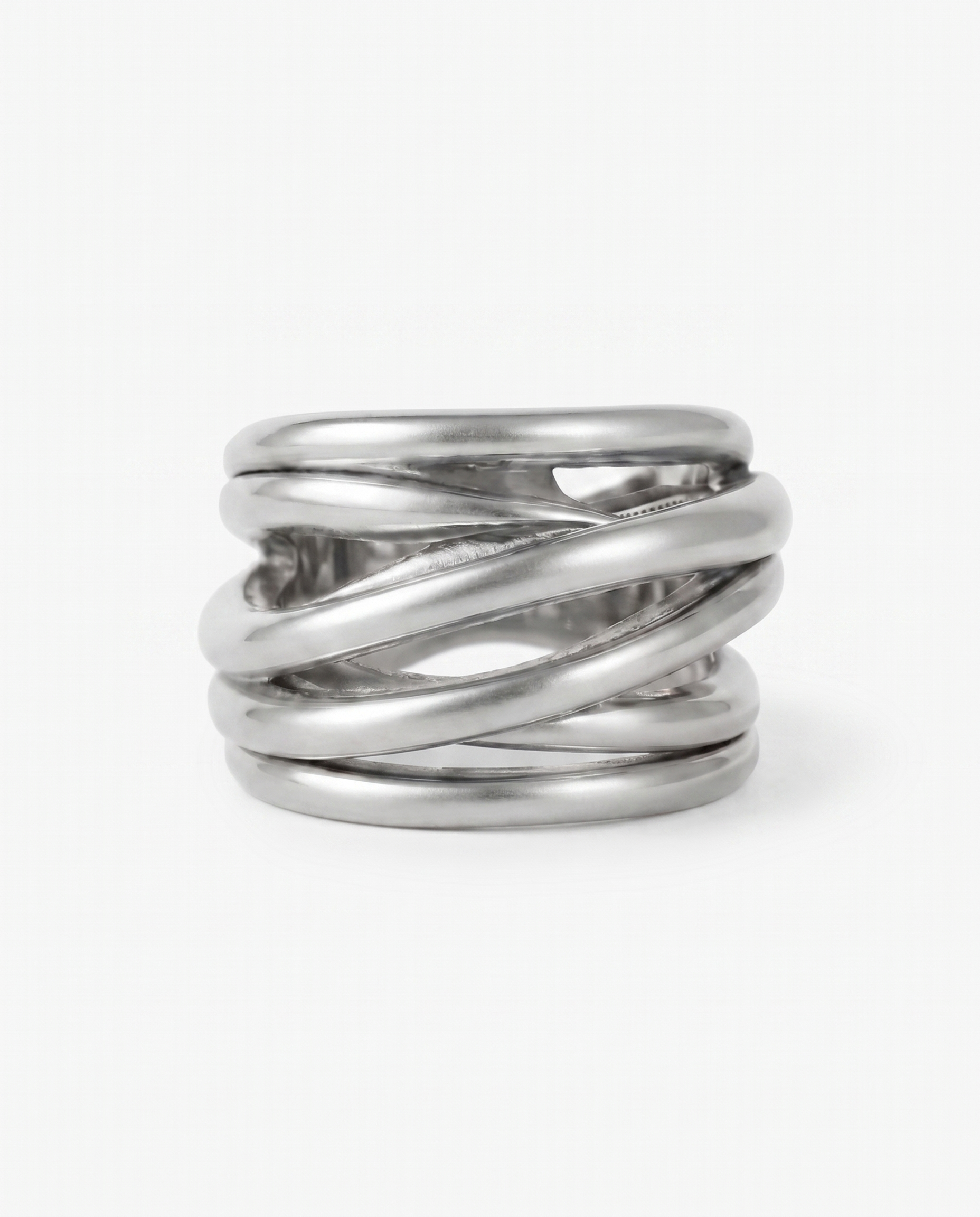 Amadora ring