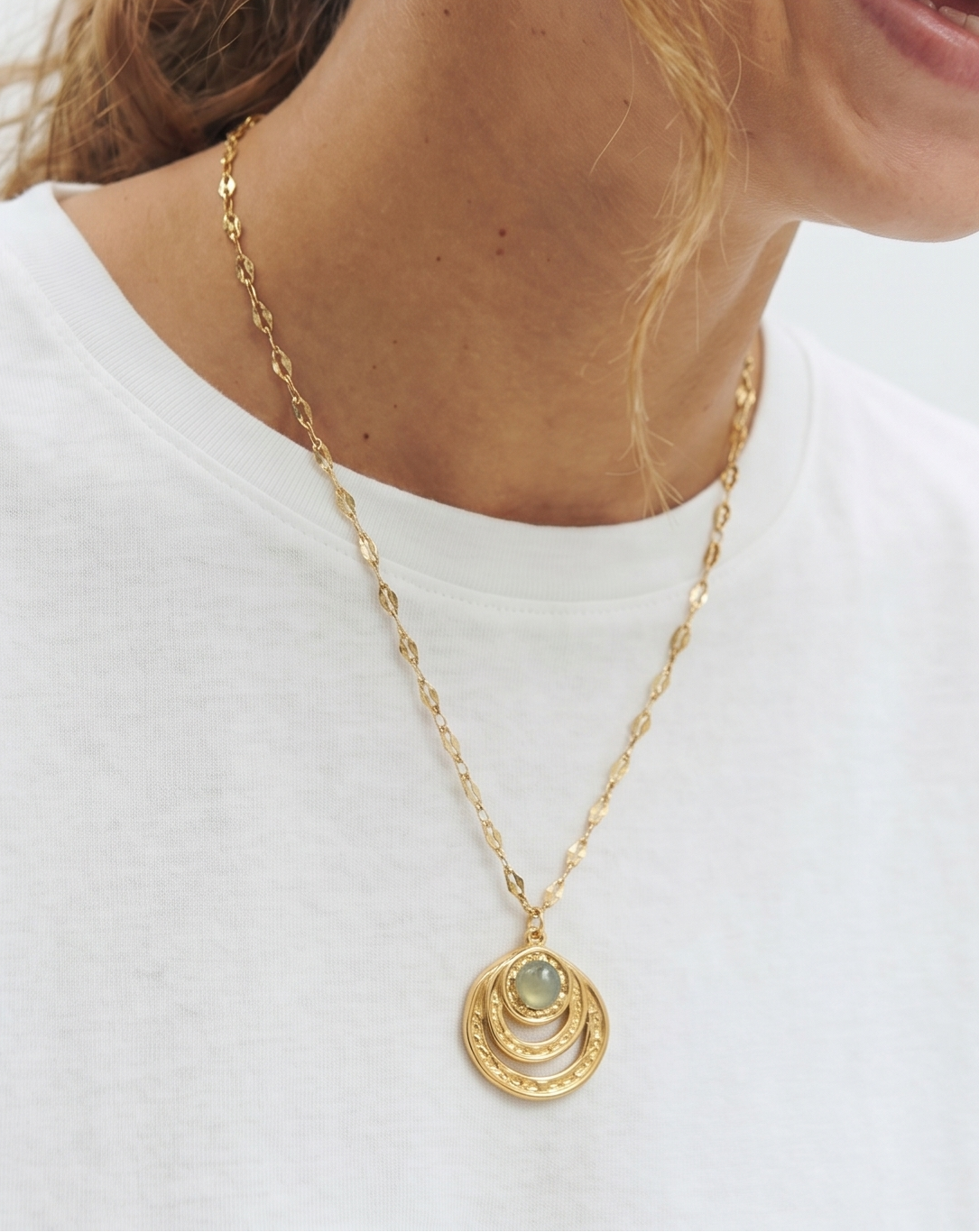 Gia necklace