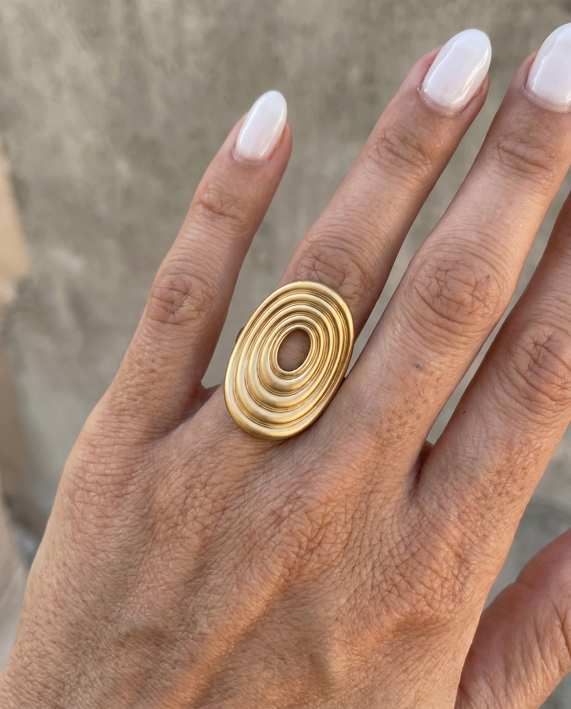 Nour ring