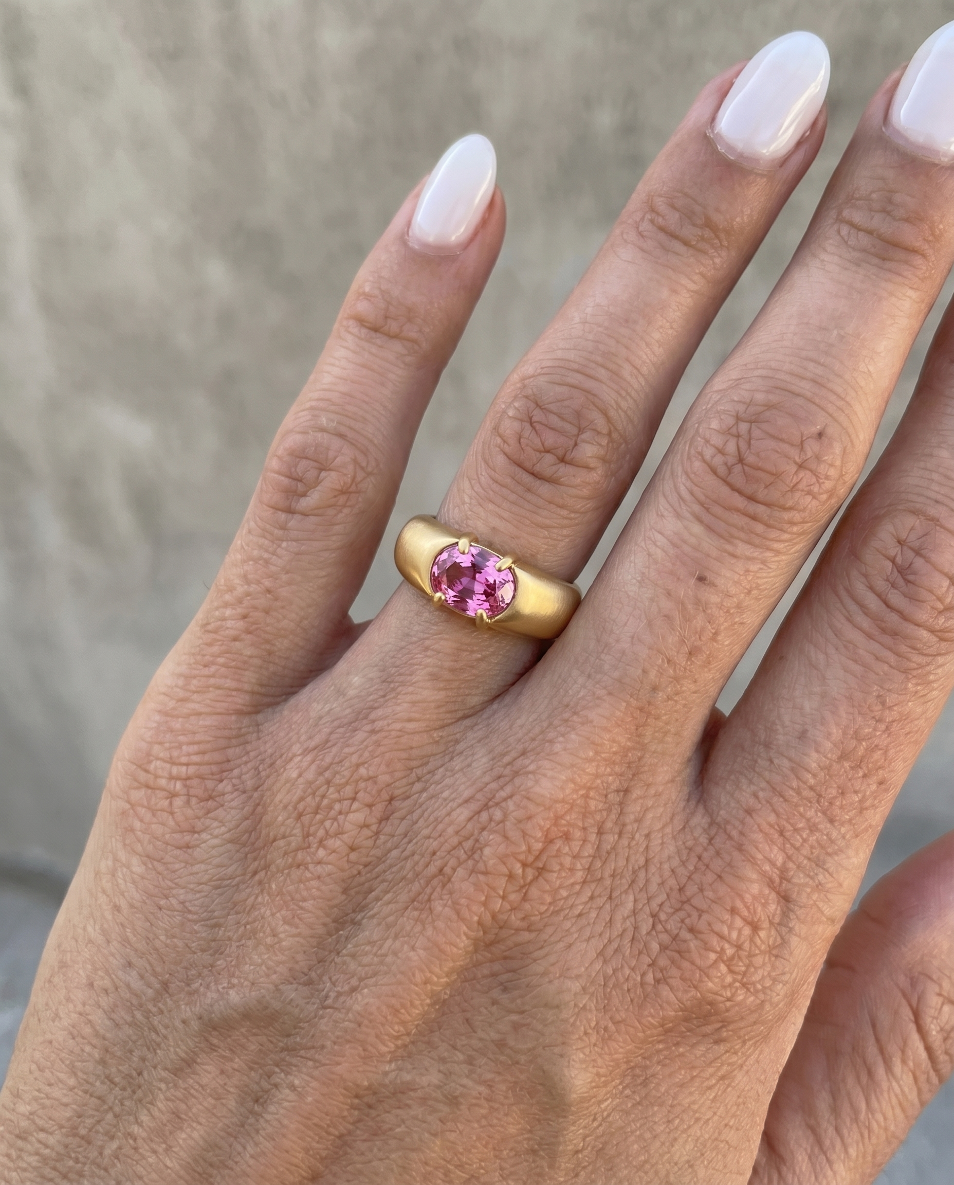 Ad Ring