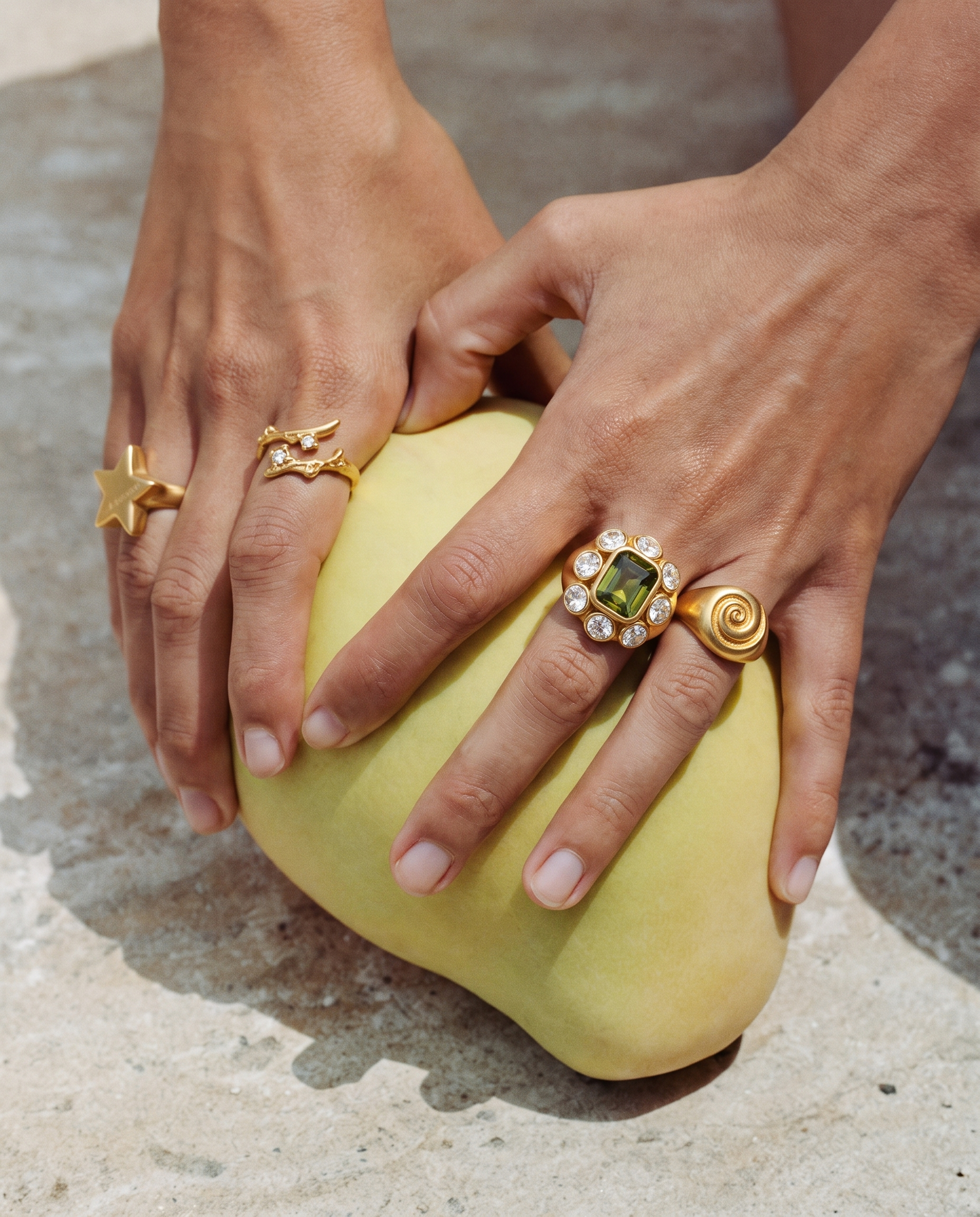 Marzo ring