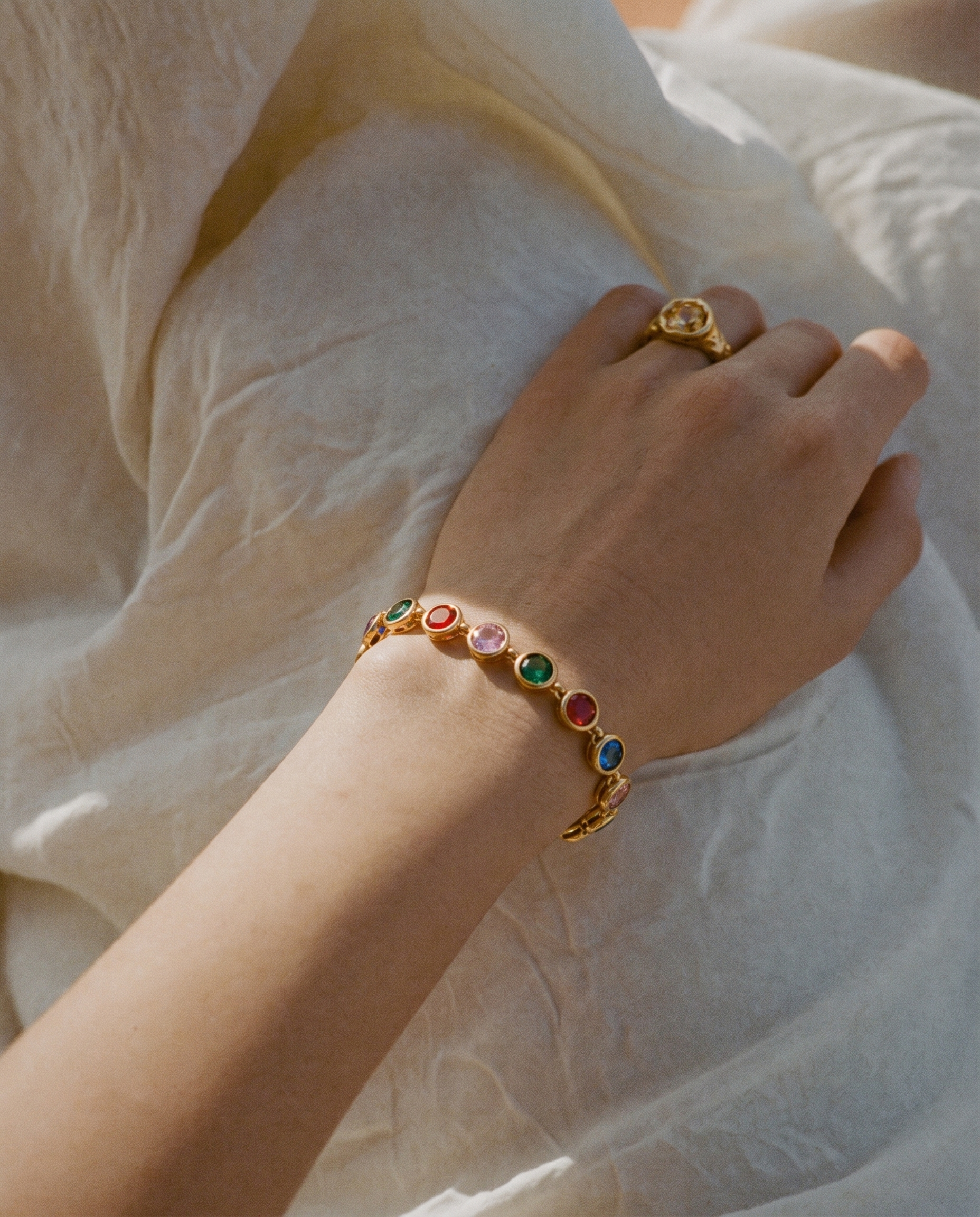 Daisy bracelet