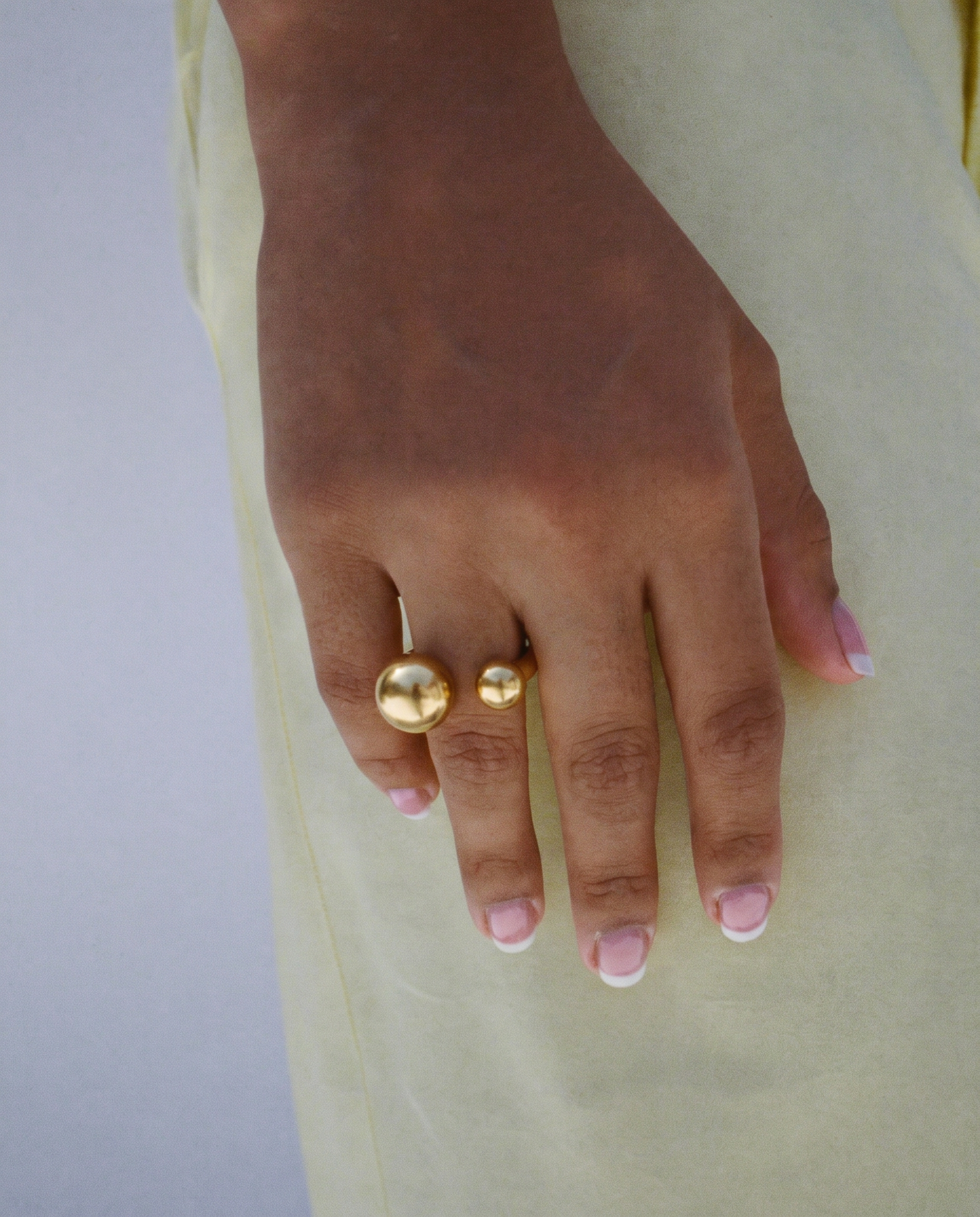 Adela ring
