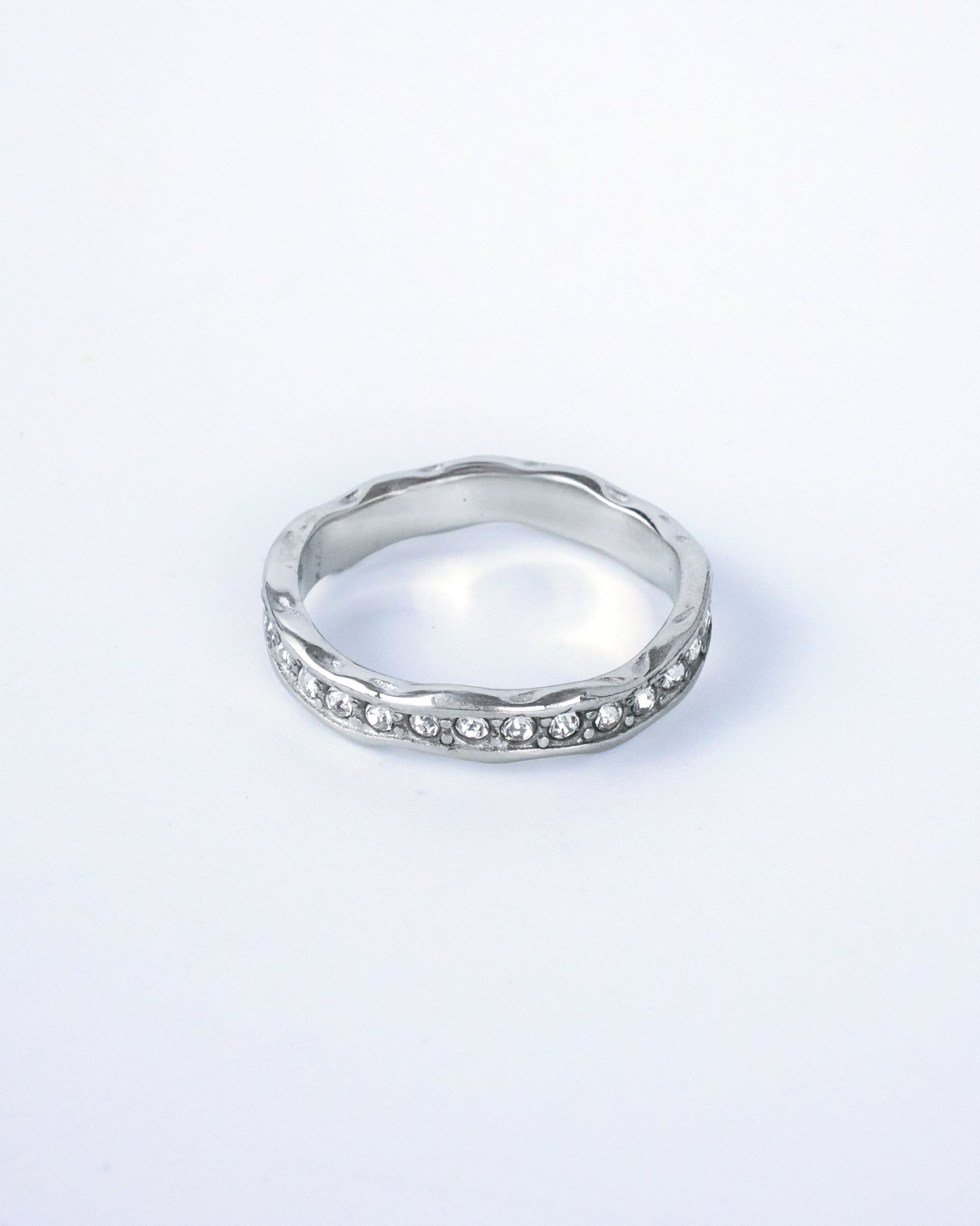 Livia ring