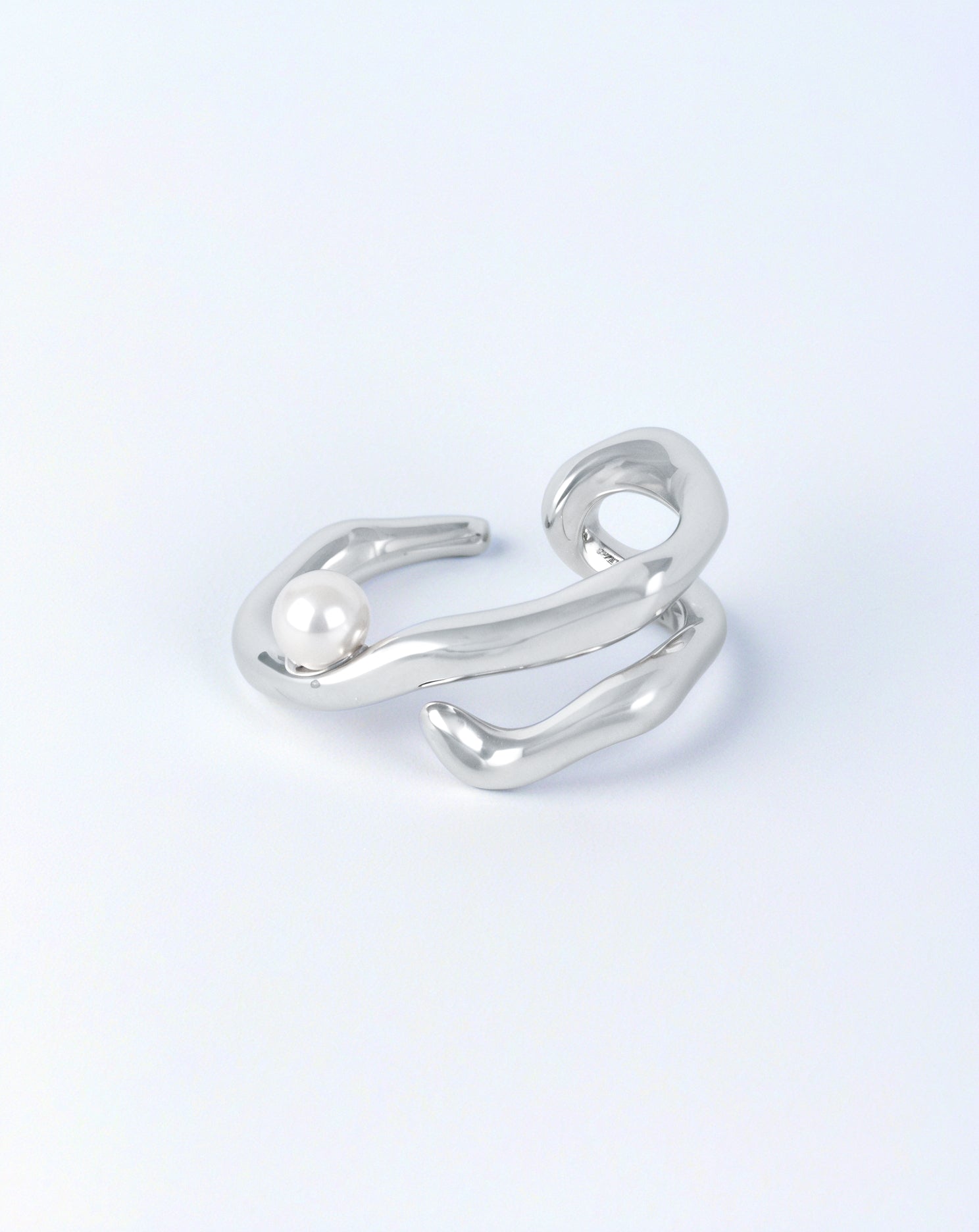 Lune ring